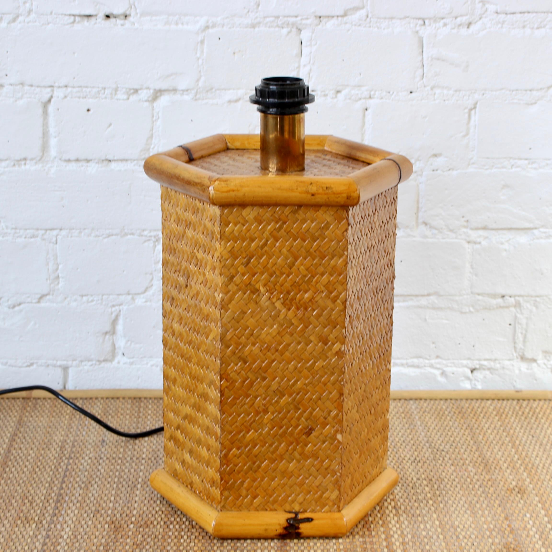 Vintage Italian Rattan & Bamboo Table Lamp, 'circa 1970s en venta 6