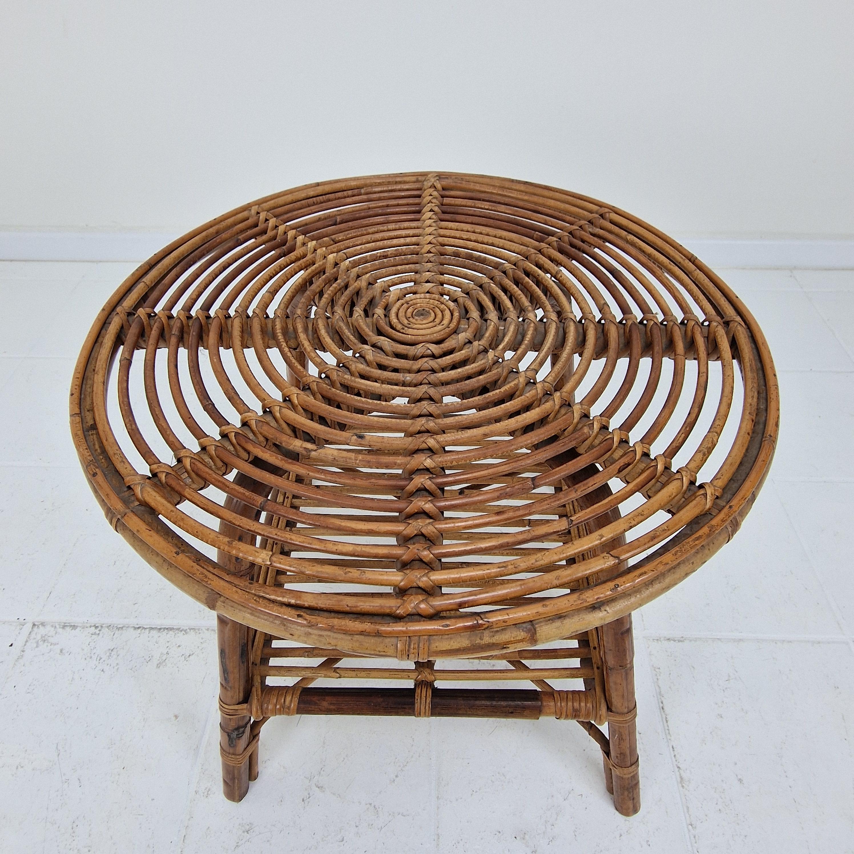 Vintage Italian Rattan Coffee or Side Table With New Glass Plate, 1970s For Sale 6