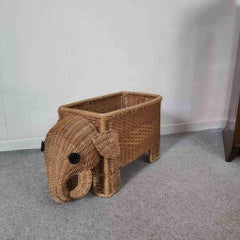 Vintage Italian Rattan Elephant Magazine Rack or Newspaper Stand, circa 1970s