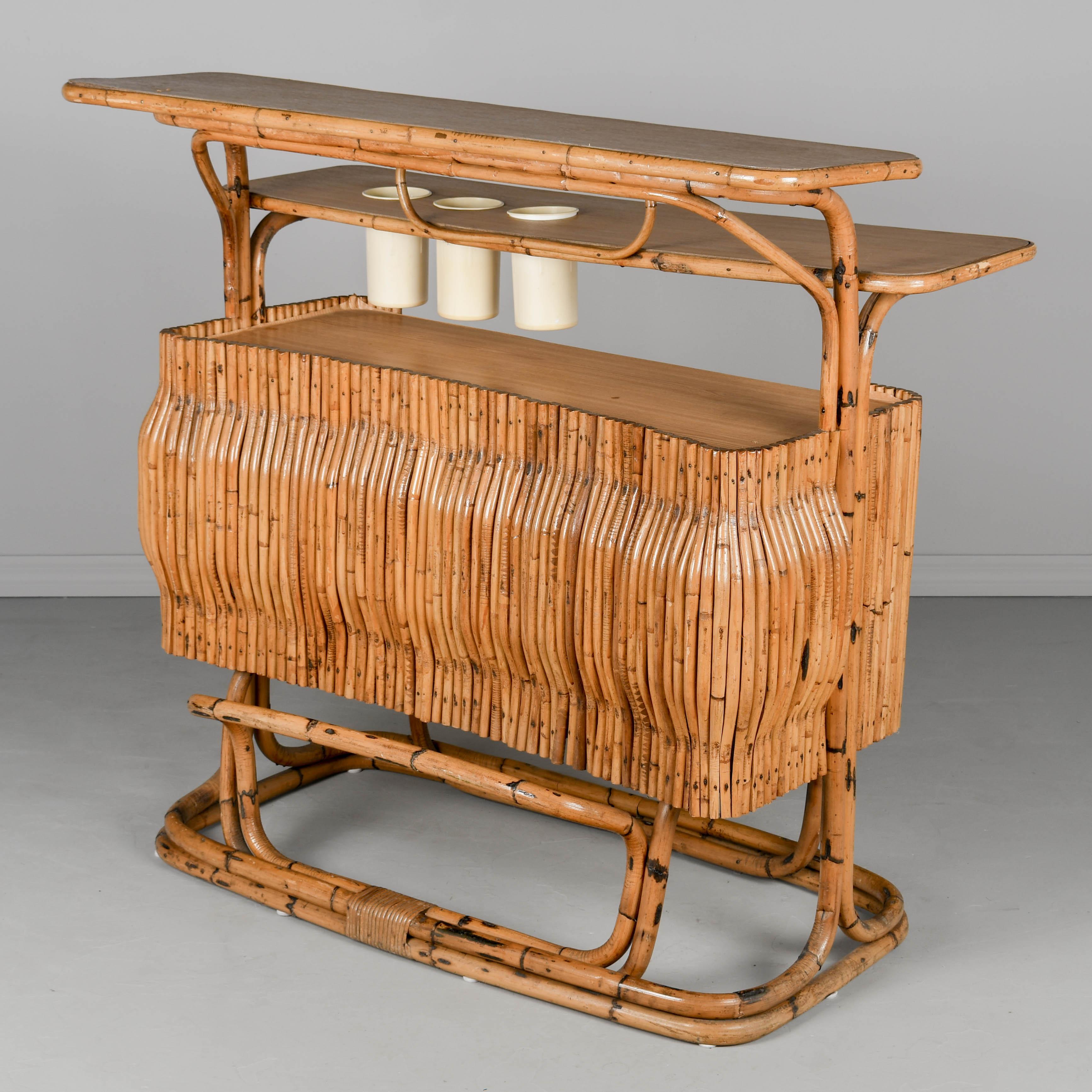 Mid-Century Modern Bar Tiki italien vintage en rotin en vente
