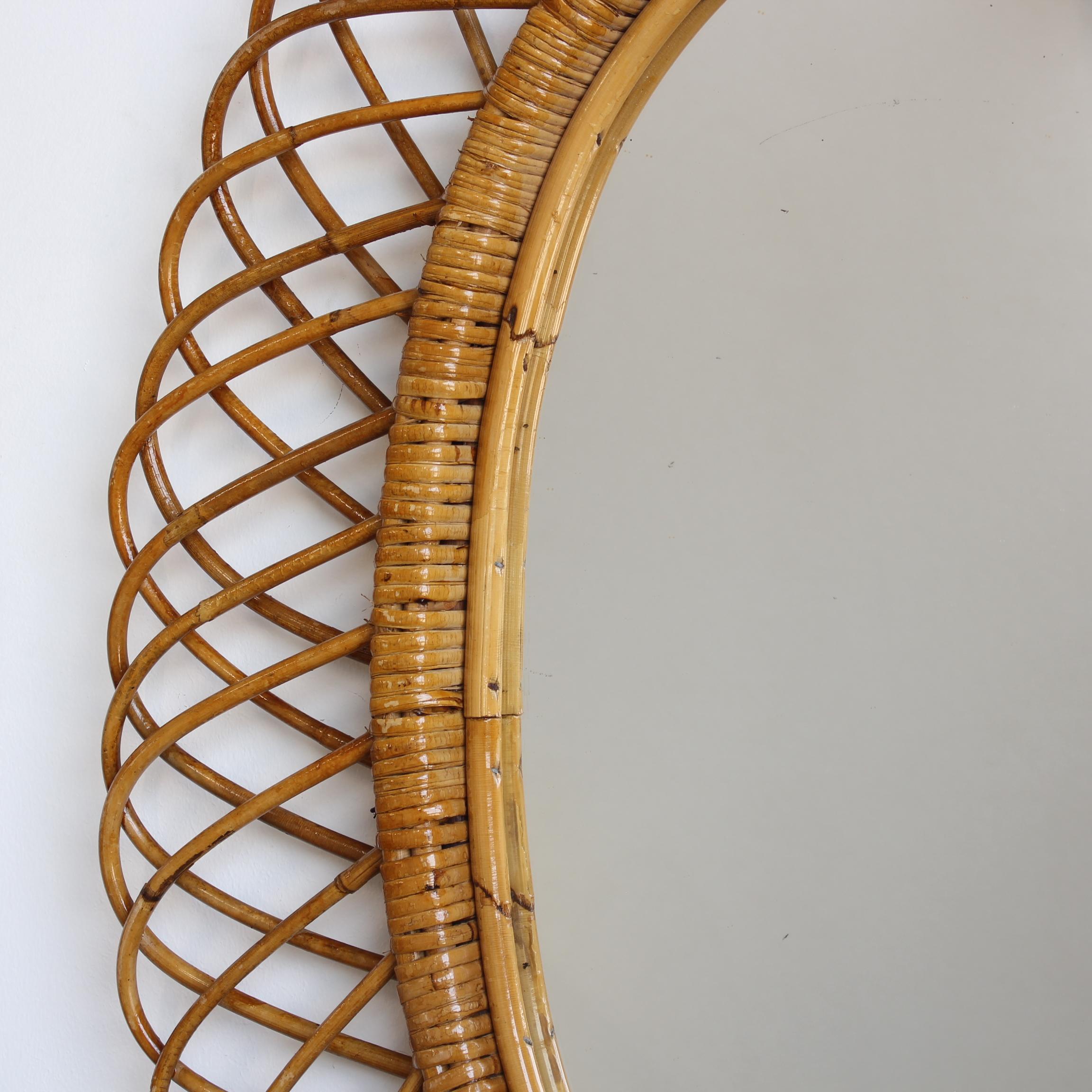 Vintage Italienischer Rattan Wandspiegel (ca. 1960er Jahre) im Angebot 8