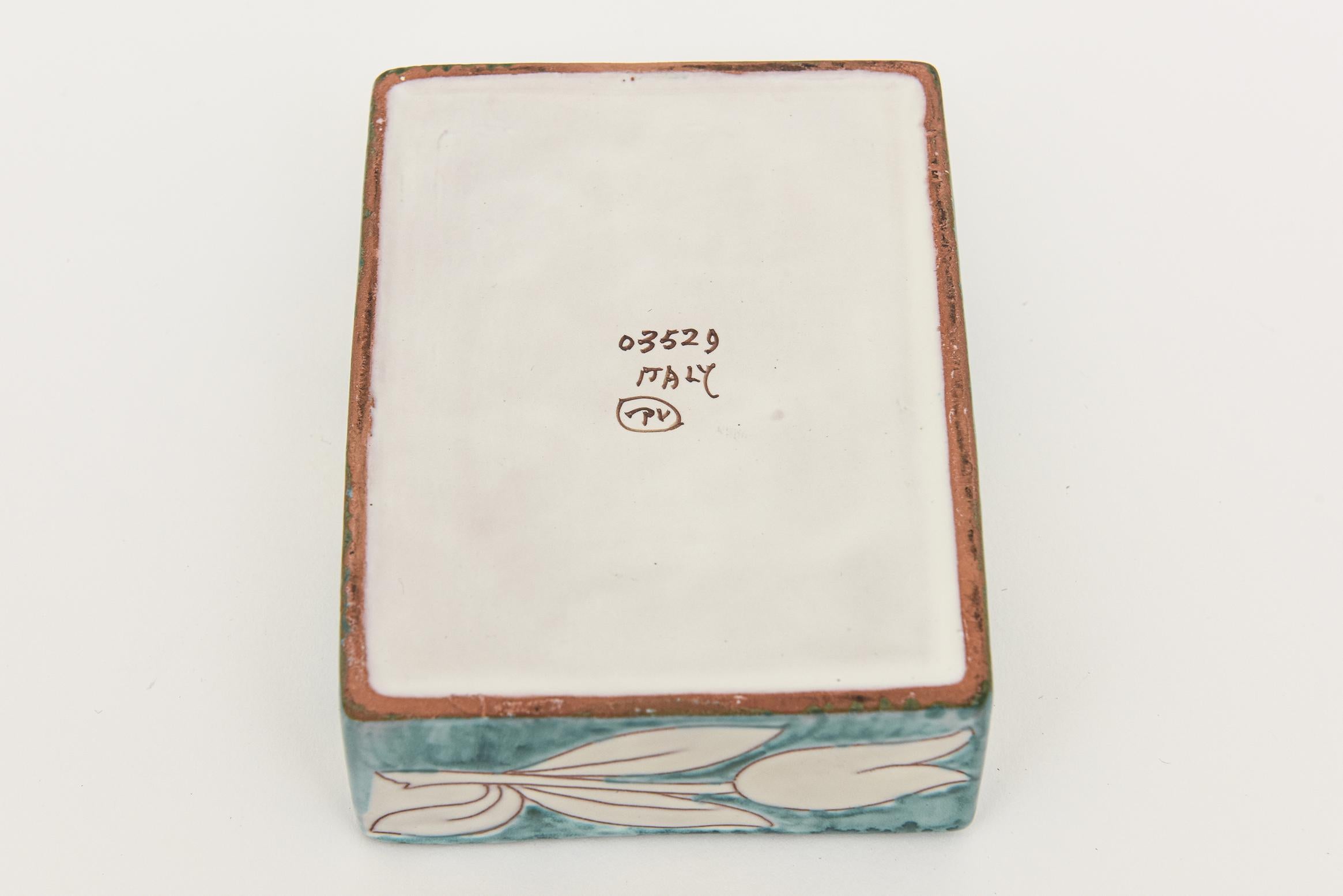 Vintage Italian Raymor Ceramic Lidded Flower Box Turquoise and White For Sale 5