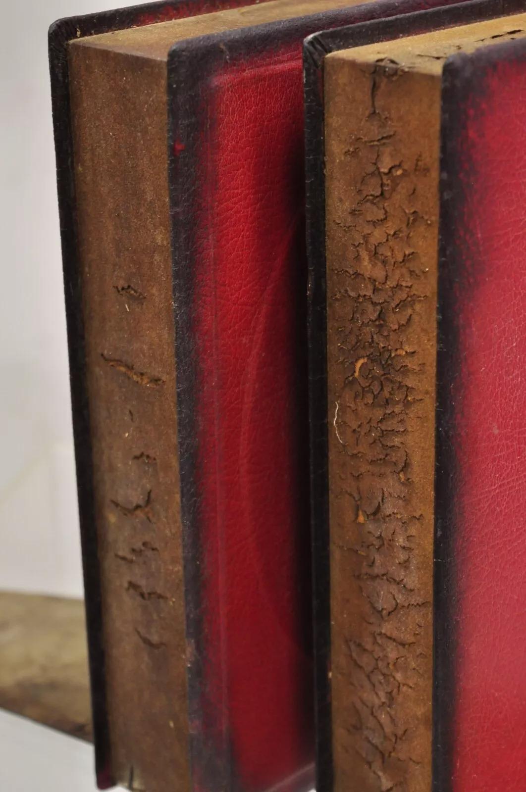 Fermalibri vintage in pelle rossa rilegata 