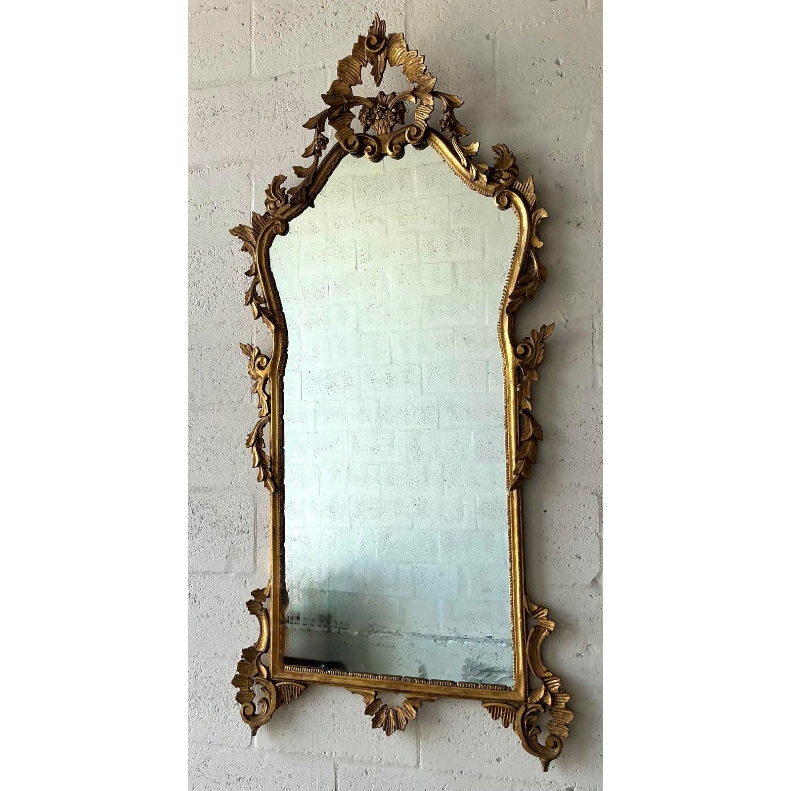 Vintage Italian Regency geschnitzt vergoldeten Spiegel im Zustand „Gut��“ im Angebot in West Palm Beach, FL
