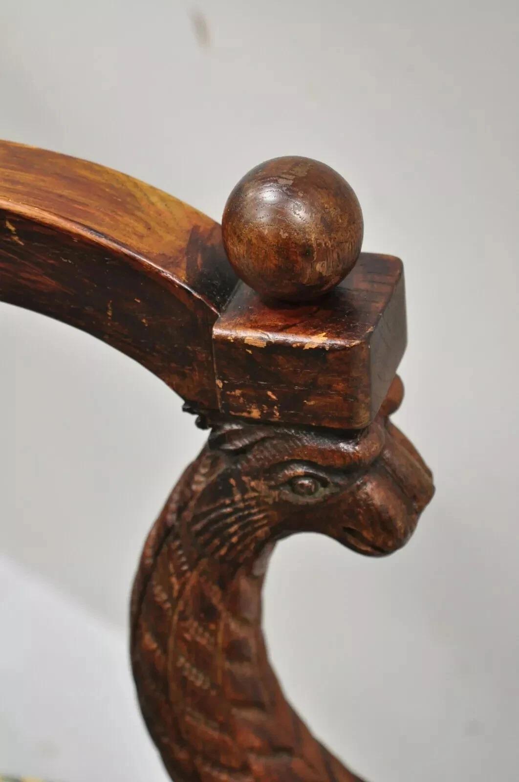 Vintage Italian Regency Figural Carved Floral Upholstered Wooden Window Bench For Sale 1