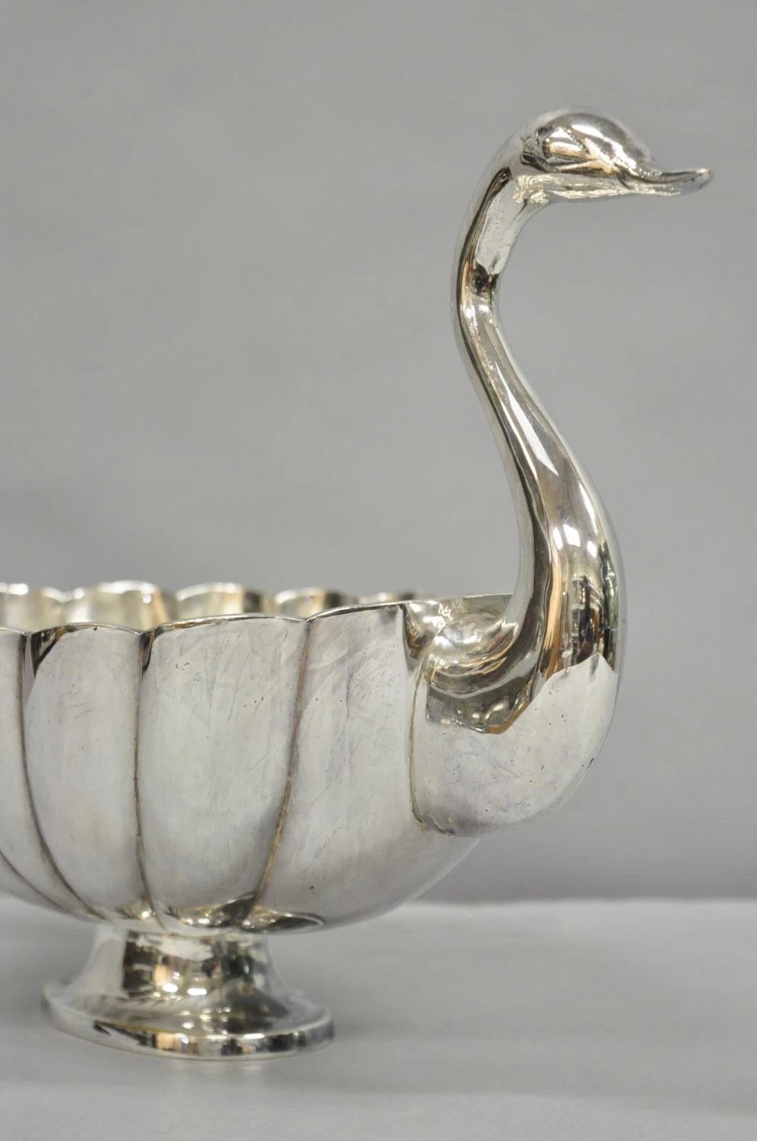 Vintage Italian Regency Silver Plated Figural Double Swan Bird Oval Fruit Bowl im Angebot 2