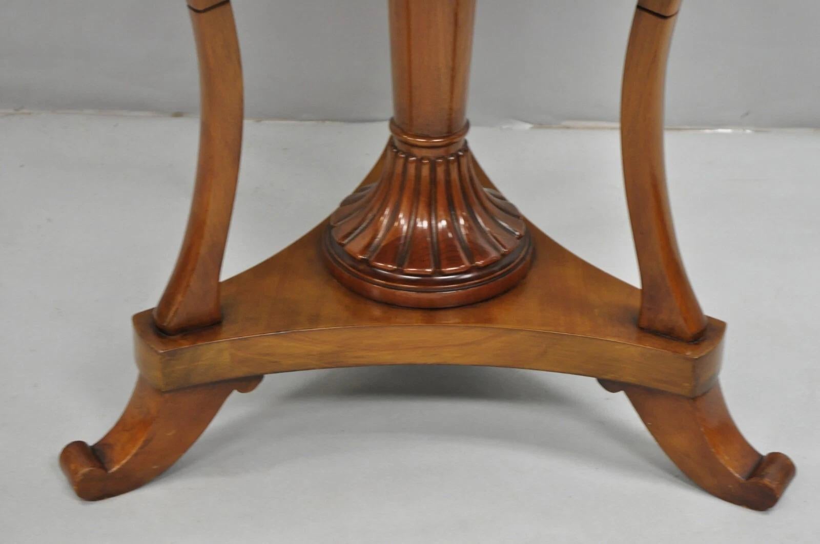 Vintage Italian Regency Style Cherry Wood Pedestal Base Round Side Table In Good Condition For Sale In Philadelphia, PA