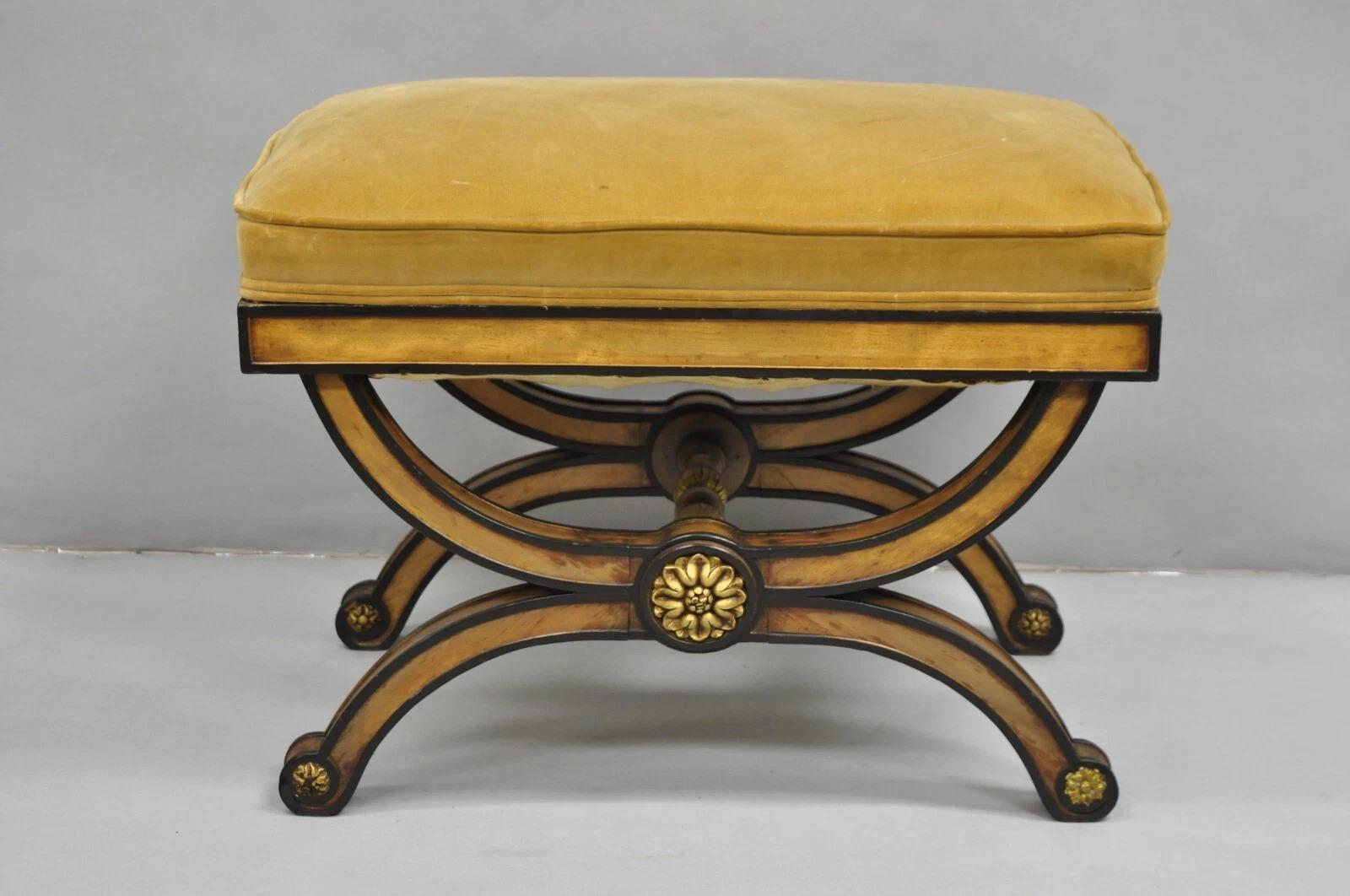Vintage Italian Regency Style Curule geschnitzt Nussbaum gepolstert X-Bench Hocker im Angebot 4
