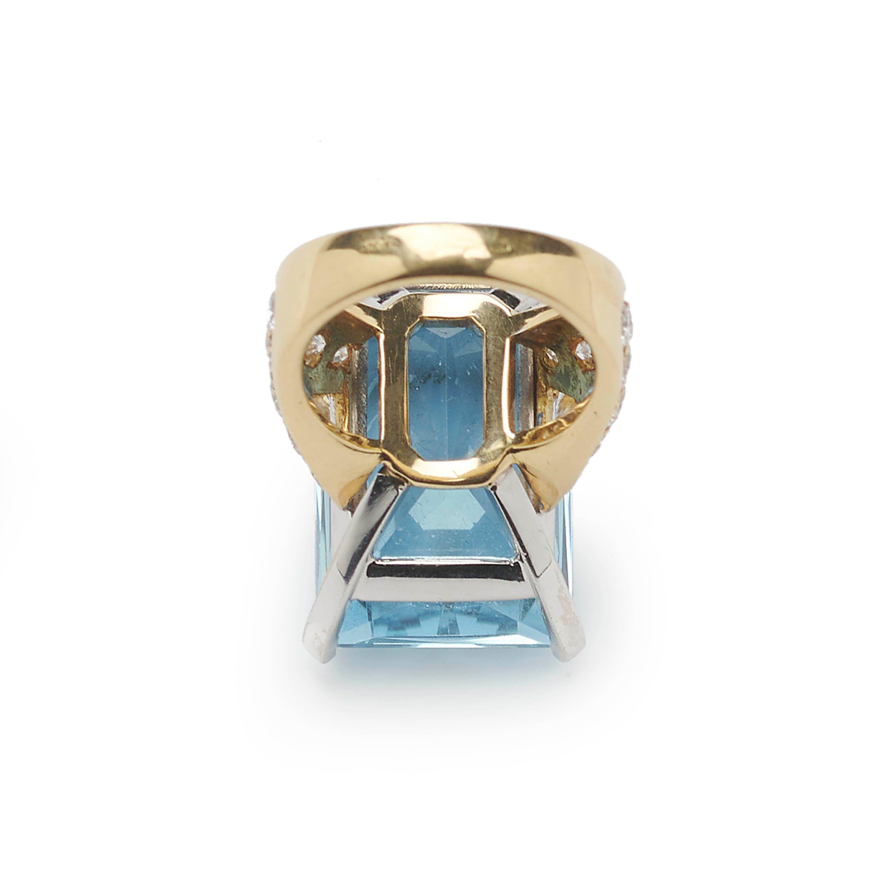 Women's Vintage Italian Repossi Aquamarine, Diamond And Gold Dress Ring, 35.00 Carats For Sale