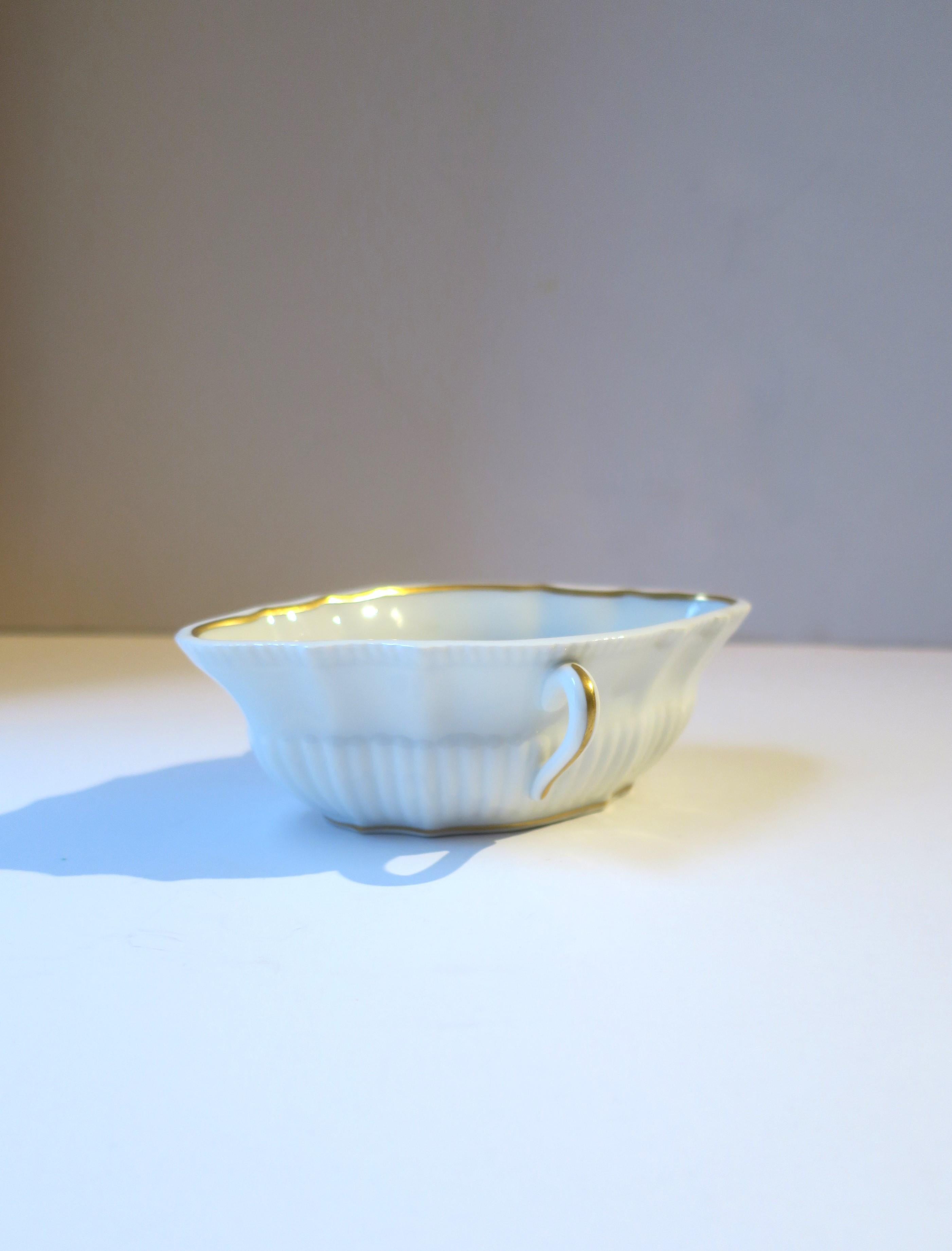 Glazed Vintage Richard Ginori Italian Blue and White Porcelain Bowl with Handles For Sale