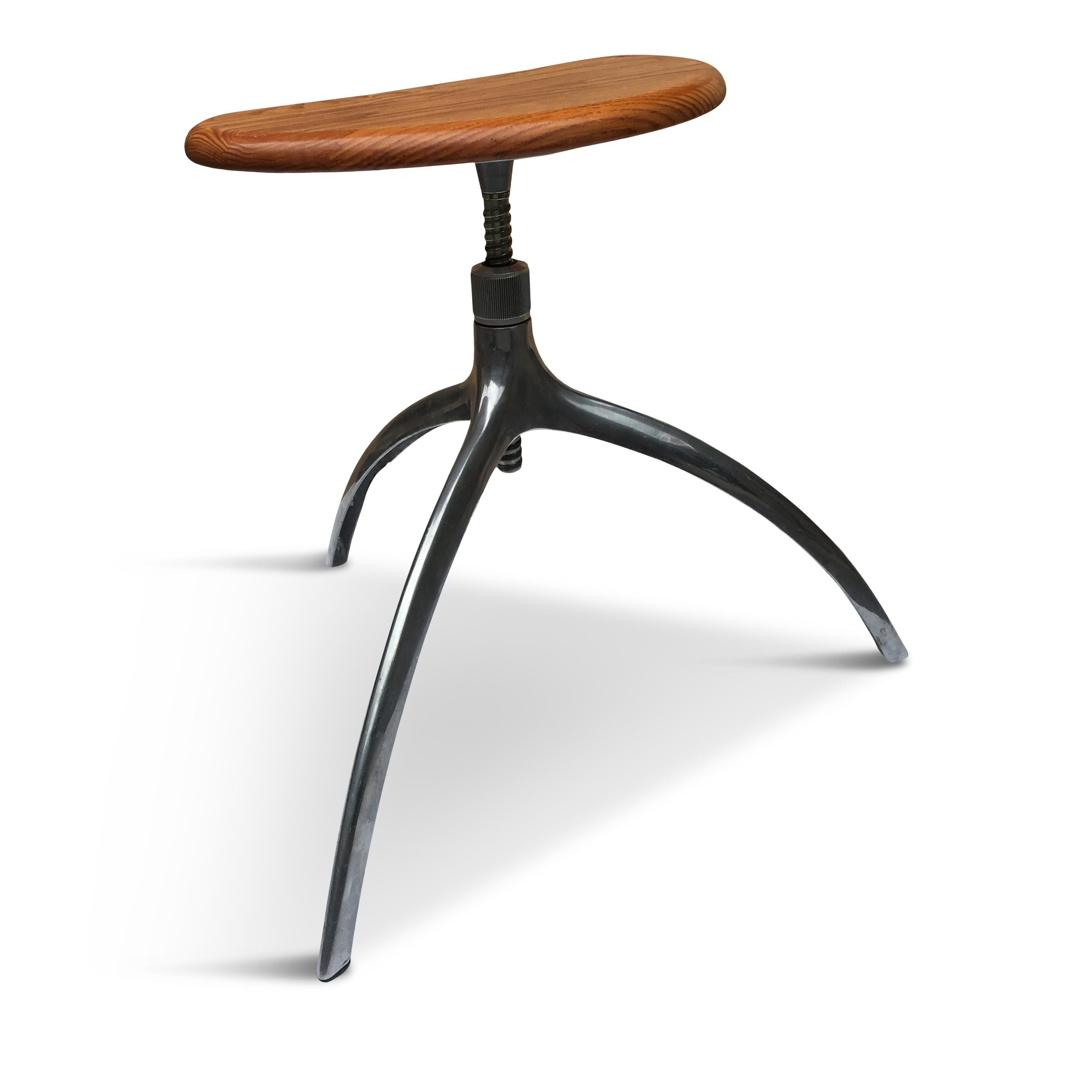 Solid cherrywood tabletop, rotary die-casting aluminium height-adjustable tripod. Can be used as a stool. Design by Paolo Rizzatto, Italy, 1991. 

Seat - W 39 cm, D 23 cm
H 43/61 cm
D 51 cm.