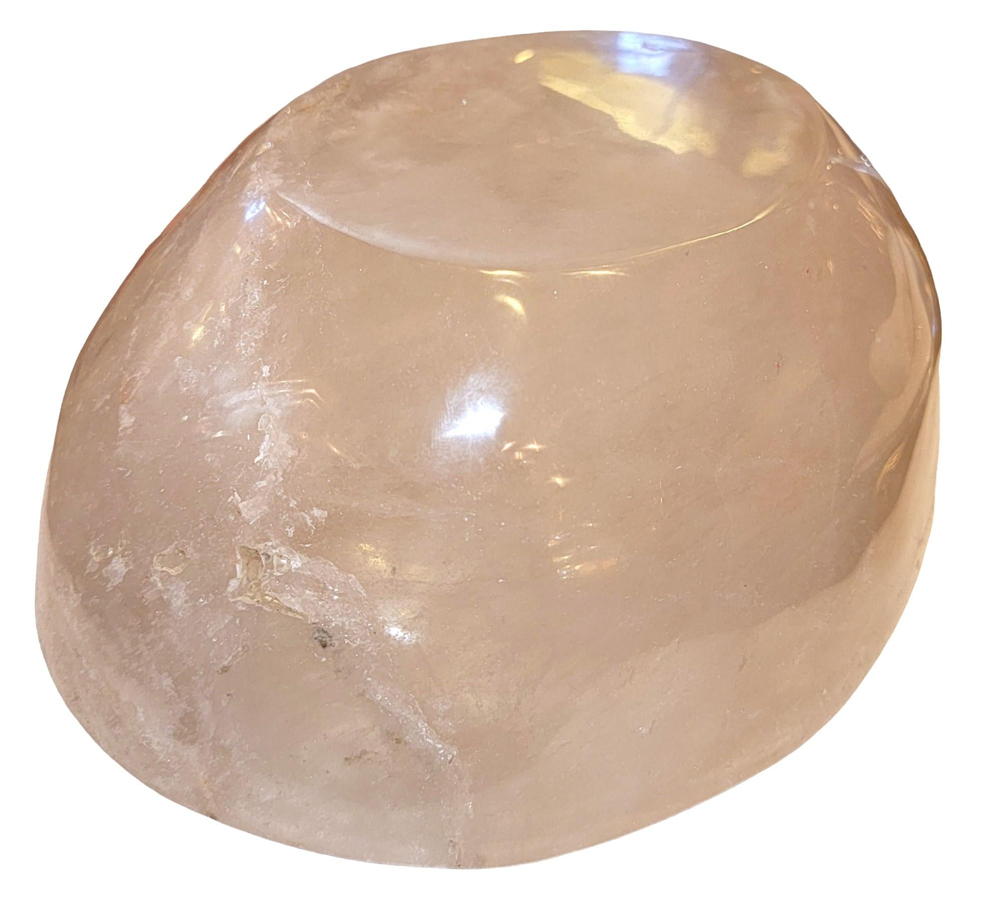 Cristal de roche Bol vintage en cristal de roche italien sculpté à la main  en vente