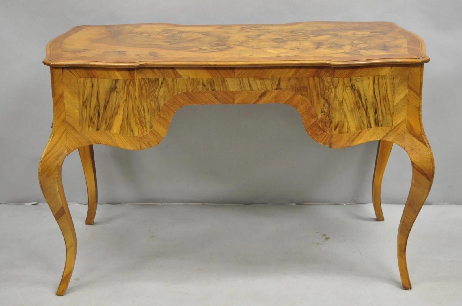 Vintage Italian Rococo French Country Bureau en bois de ronce et incrustation de bois d'olivier en vente 3
