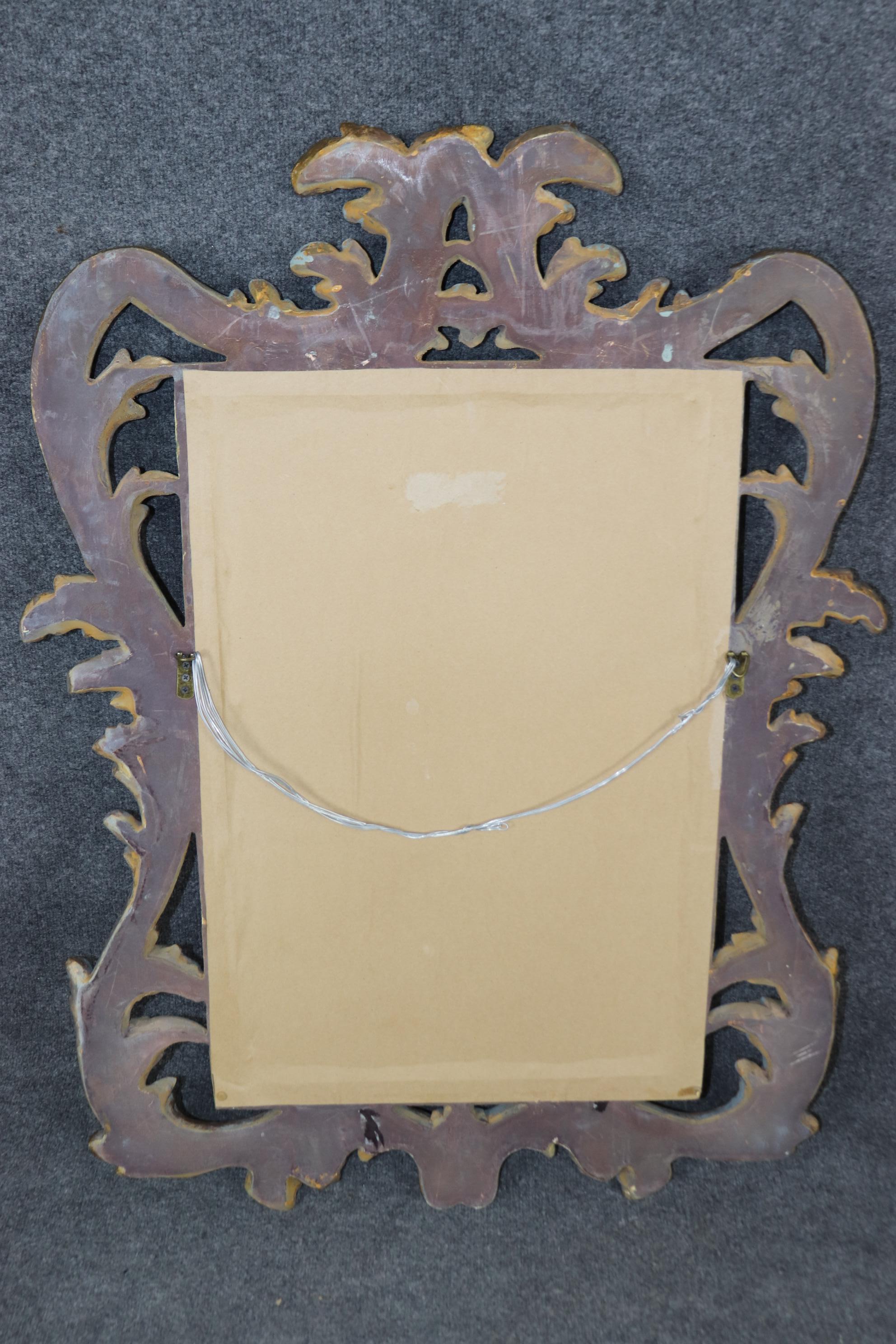 Rococo Miroir biseauté italien de style rococo décoré de peinture bleue et doré en vente
