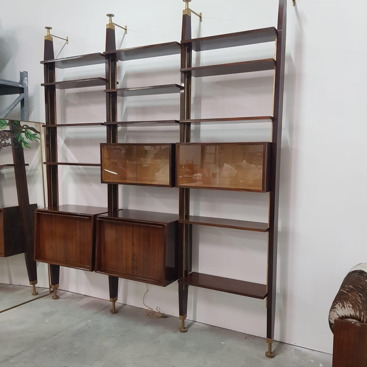 Vintage Italian Rosewood Bookcase Four Uprights and Adjustable Shelves 13