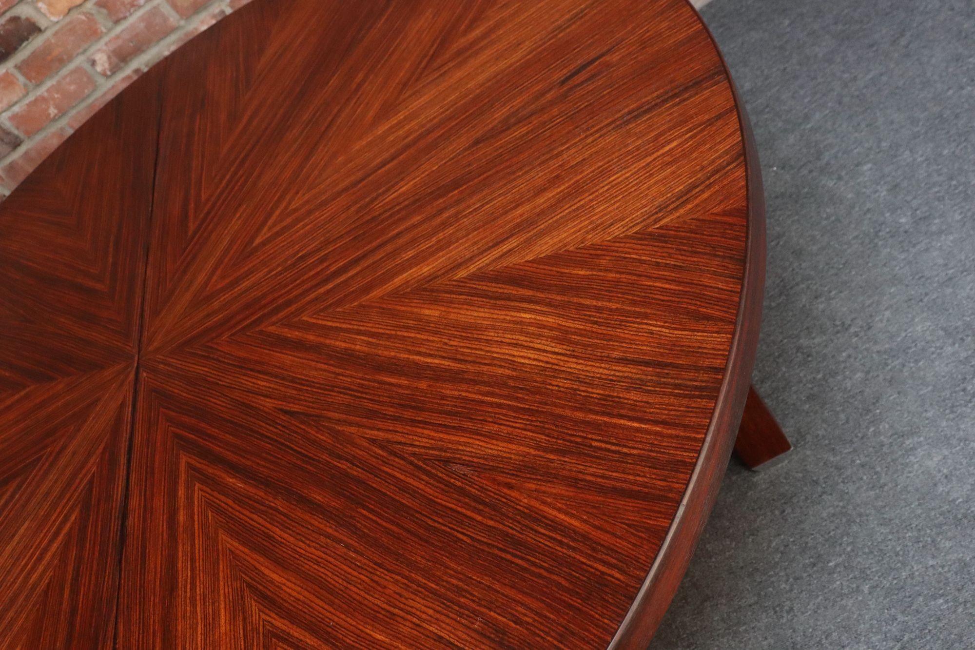 Vintage Italian Round Extendable Dining Table in Rosewood by Ico Parisi for MIM For Sale 8