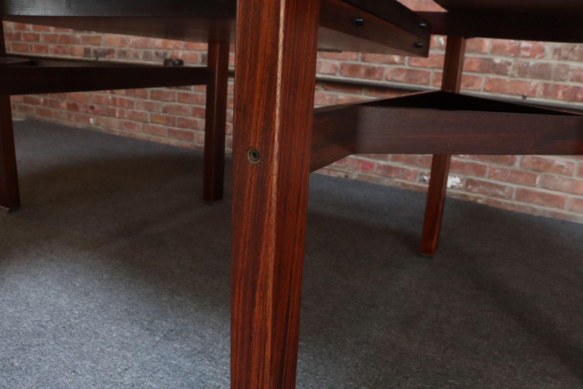 Vintage Italian Round Extendable Dining Table in Rosewood by Ico Parisi for MIM For Sale 9