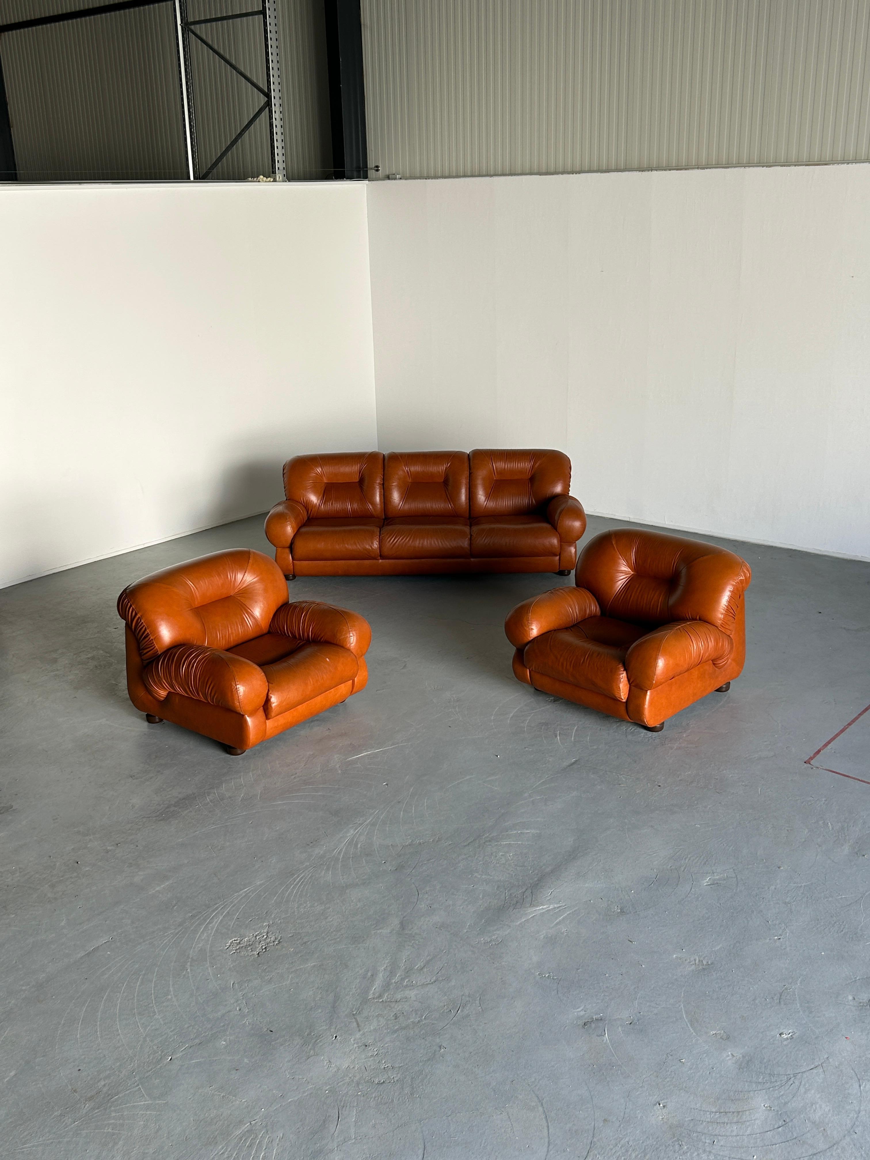 Vintage Italian Ruched Cognac Leather Mid-Century Modern Seating Set, 1970s For Sale 11