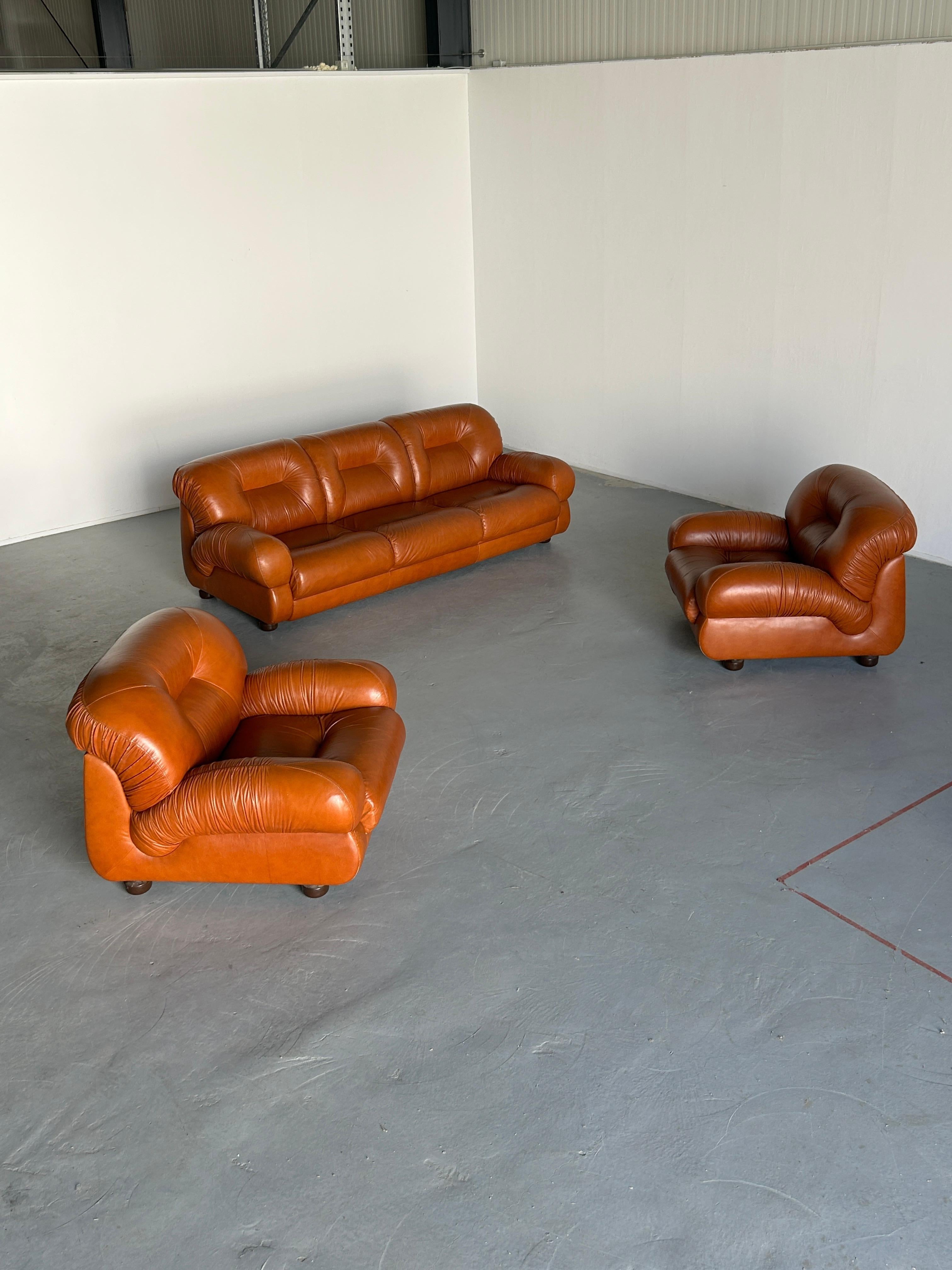 Vintage Italian Ruched Cognac Leather Mid-Century Modern Seating Set, 1970s In Good Condition For Sale In Zagreb, HR
