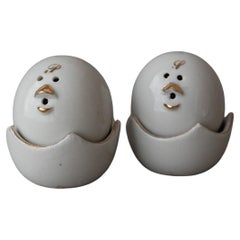 Vintage Italian Salt 
Pepper Shakers mit Schale - Weiß 
Gold Chick Motif 1960s