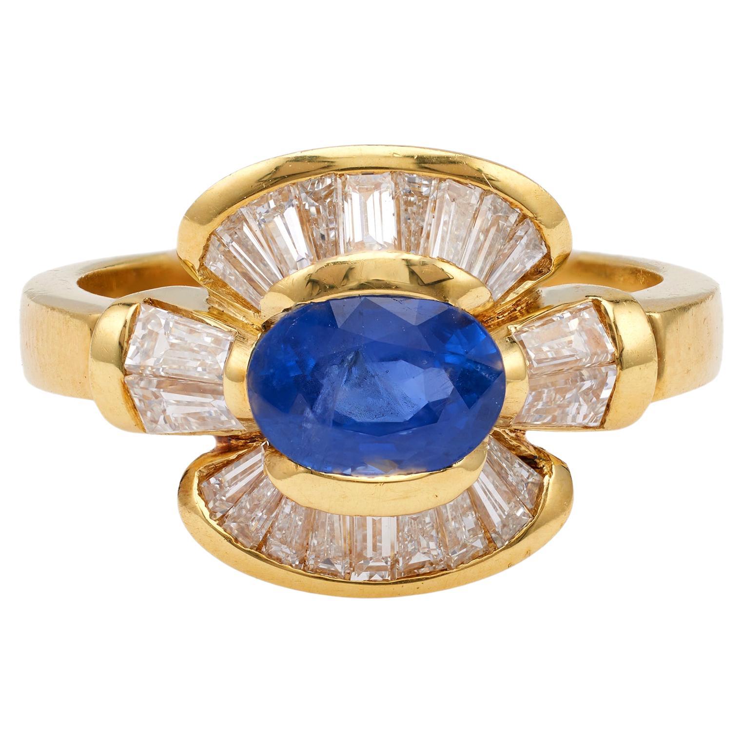 Vintage Italian Sapphire Diamond 18k Yellow Gold Ring For Sale