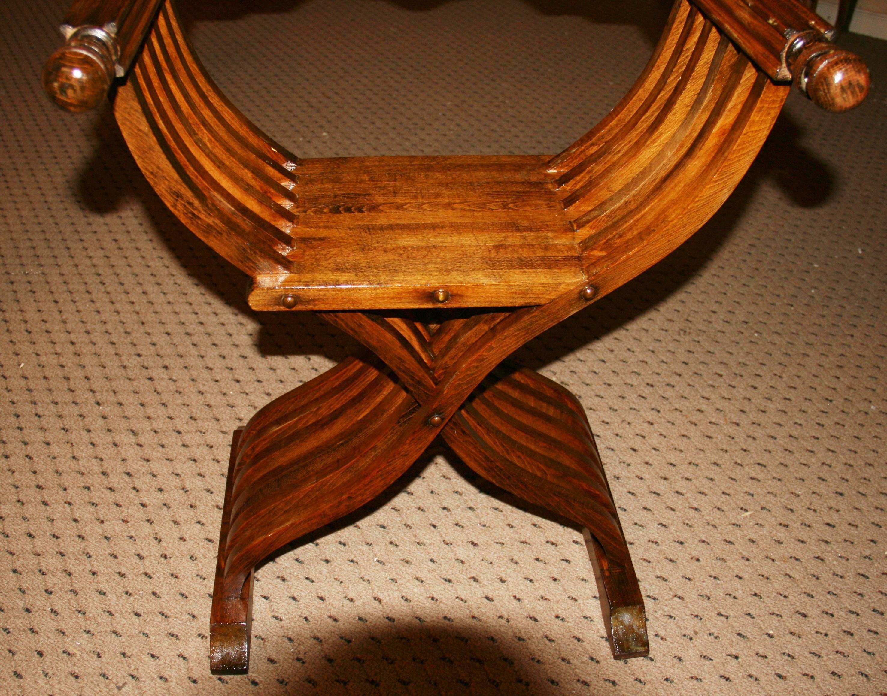Vintage Italian Savonarola Style Throne Chair For Sale 2