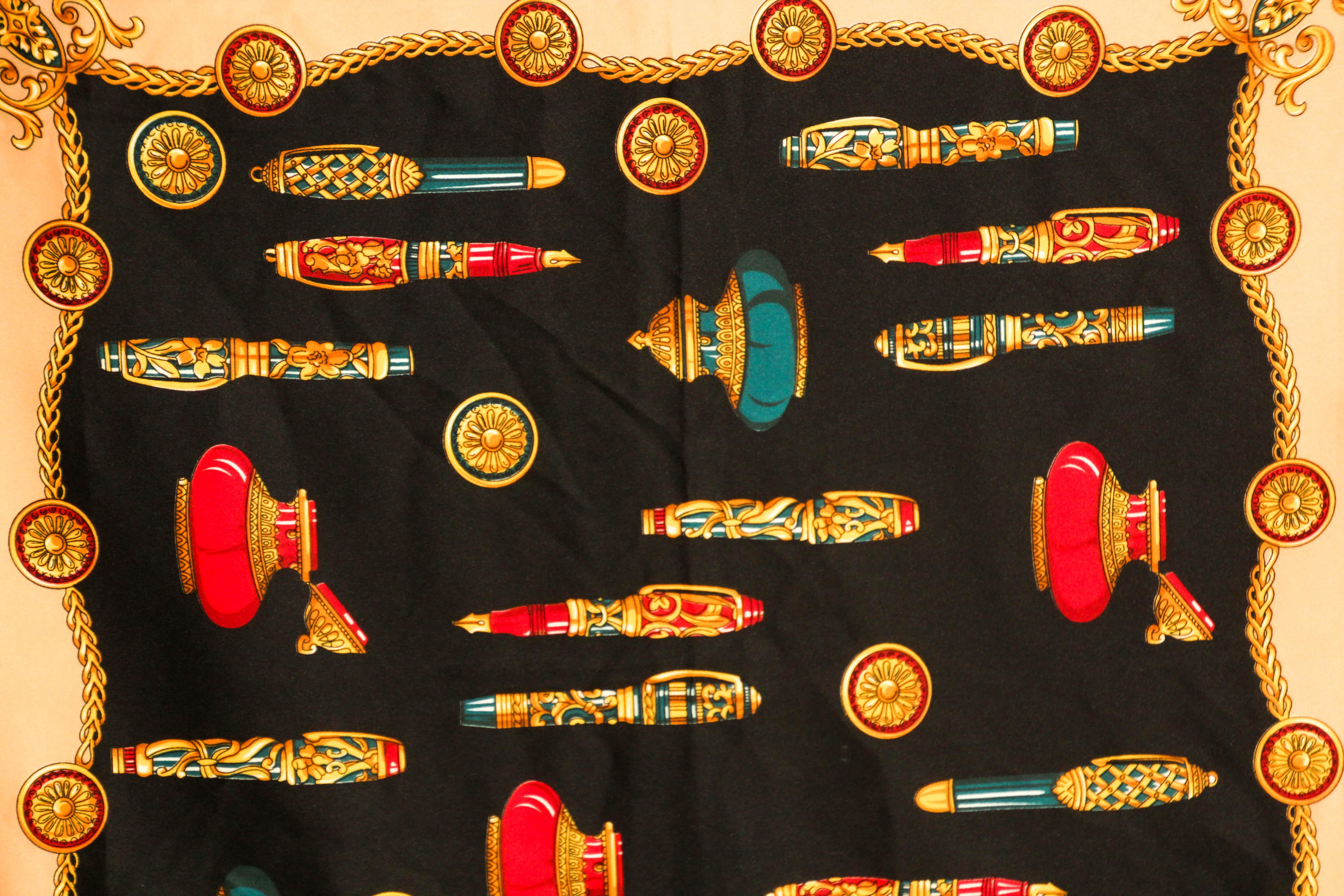 Vintage Italian Scarf Shawl with Luxury Writing Instruments Italy For Sale 4