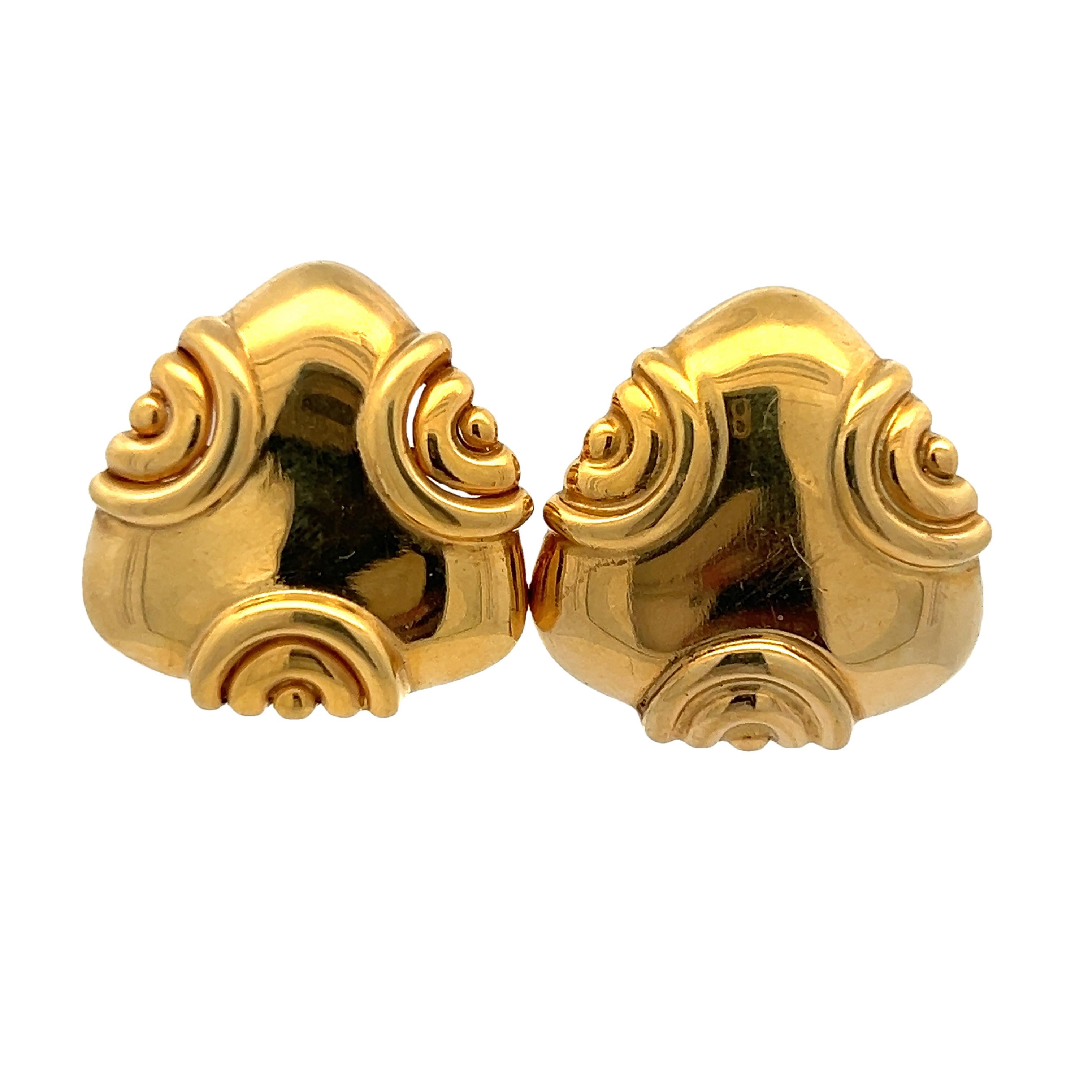 Vintage Italian Sculptural Swirl Clip-On Earrings in 18K Yellow Gold For Sale 5