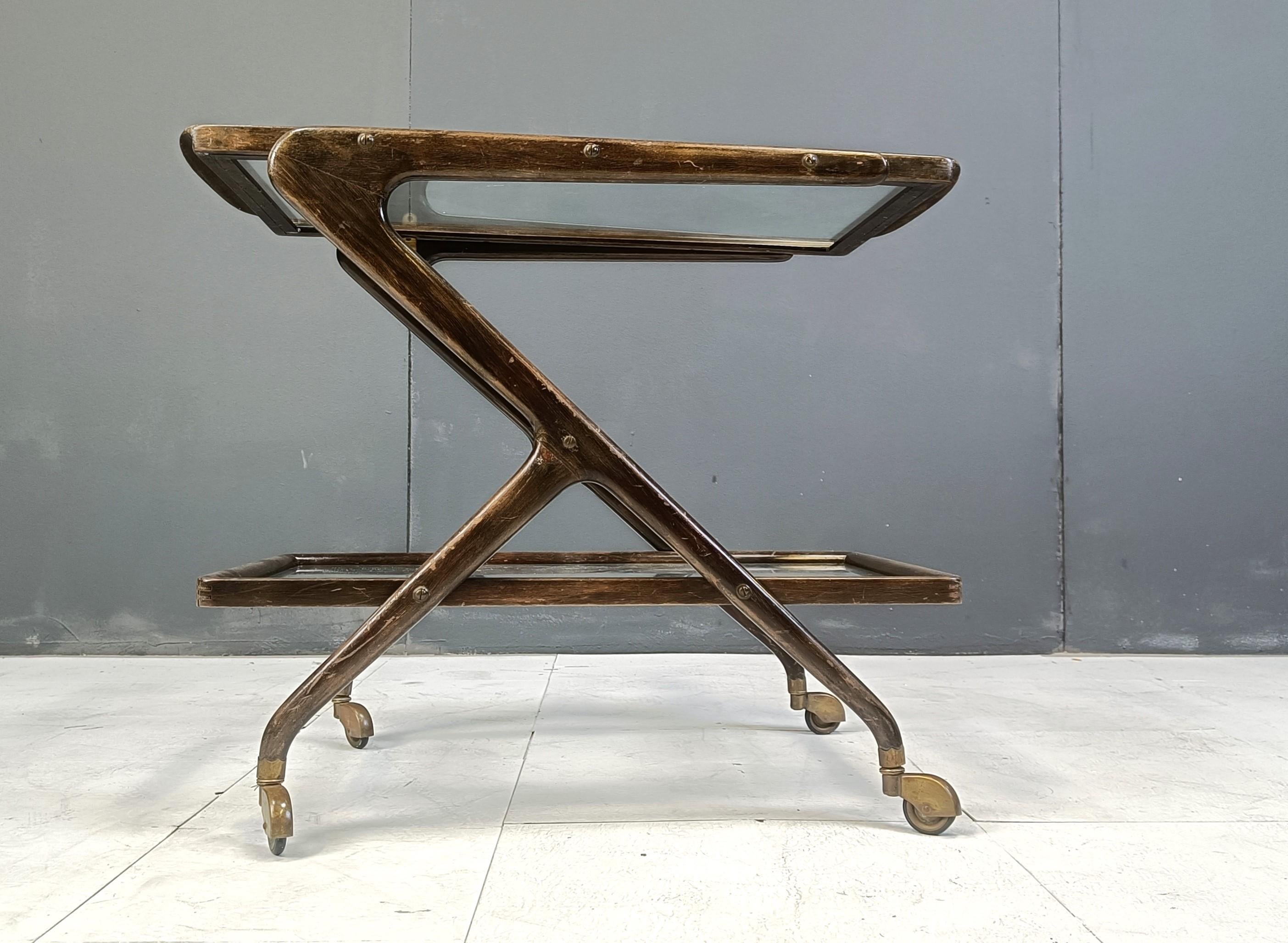 Carrello da portata italiano vintage, anni '50 In condizioni buone in vendita a Leuven, Vlaams Gewest