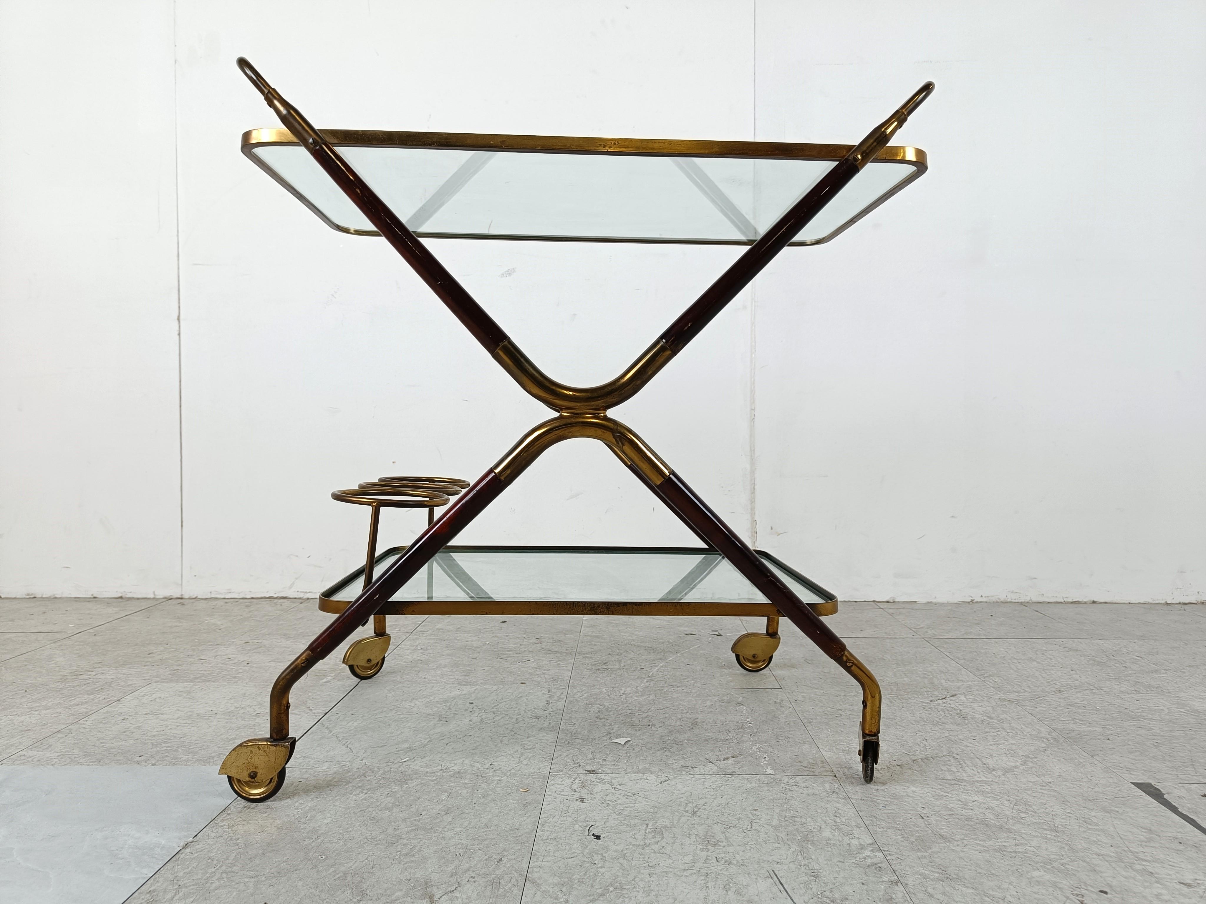 Vintage italian serving trolley by Cesare Lacca, 1950s  In Good Condition For Sale In HEVERLEE, BE