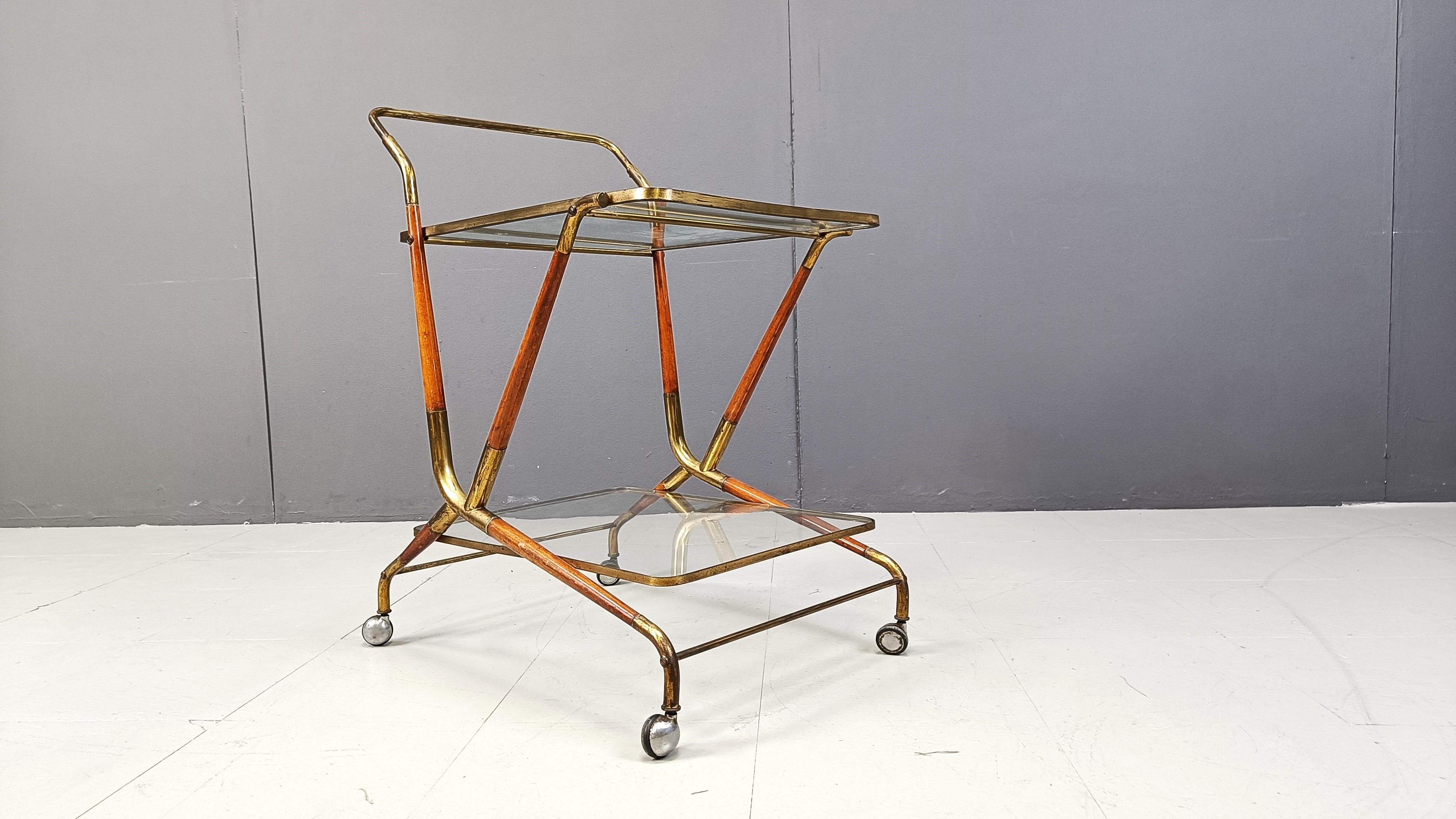 Italienischer Servierwagen im Vintage-Stil von Cesare Lacca, 1950er Jahre (Mitte des 20. Jahrhunderts) im Angebot
