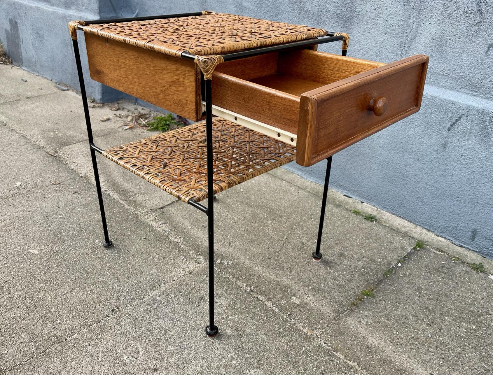Vintage Italian Shaker or Side Table in Steel, Rattan and Rattan In Good Condition In Esbjerg, DK