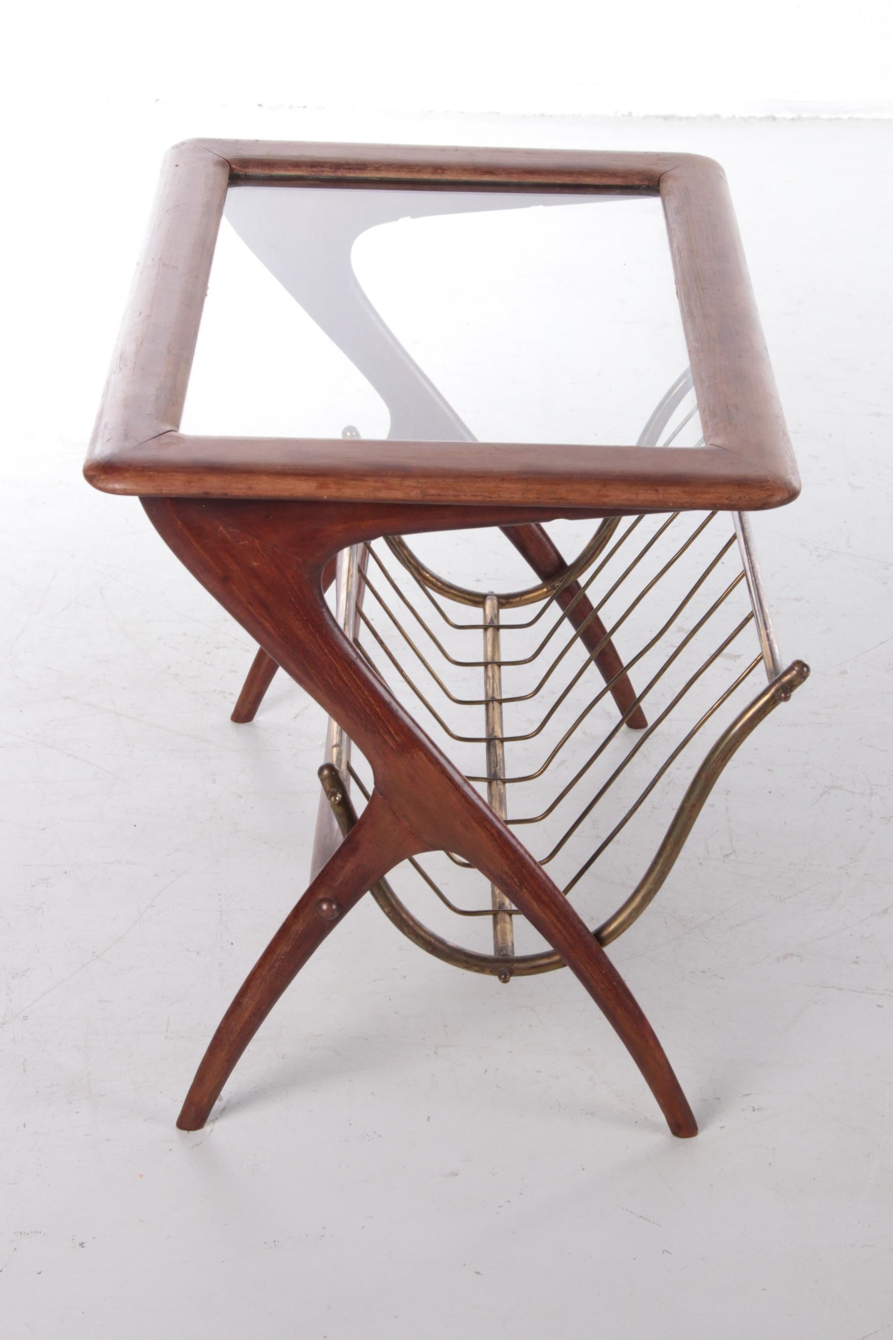 Vintage Italian Side Table with Magazine Rack by Ico Parisi, 1960s For Sale 1