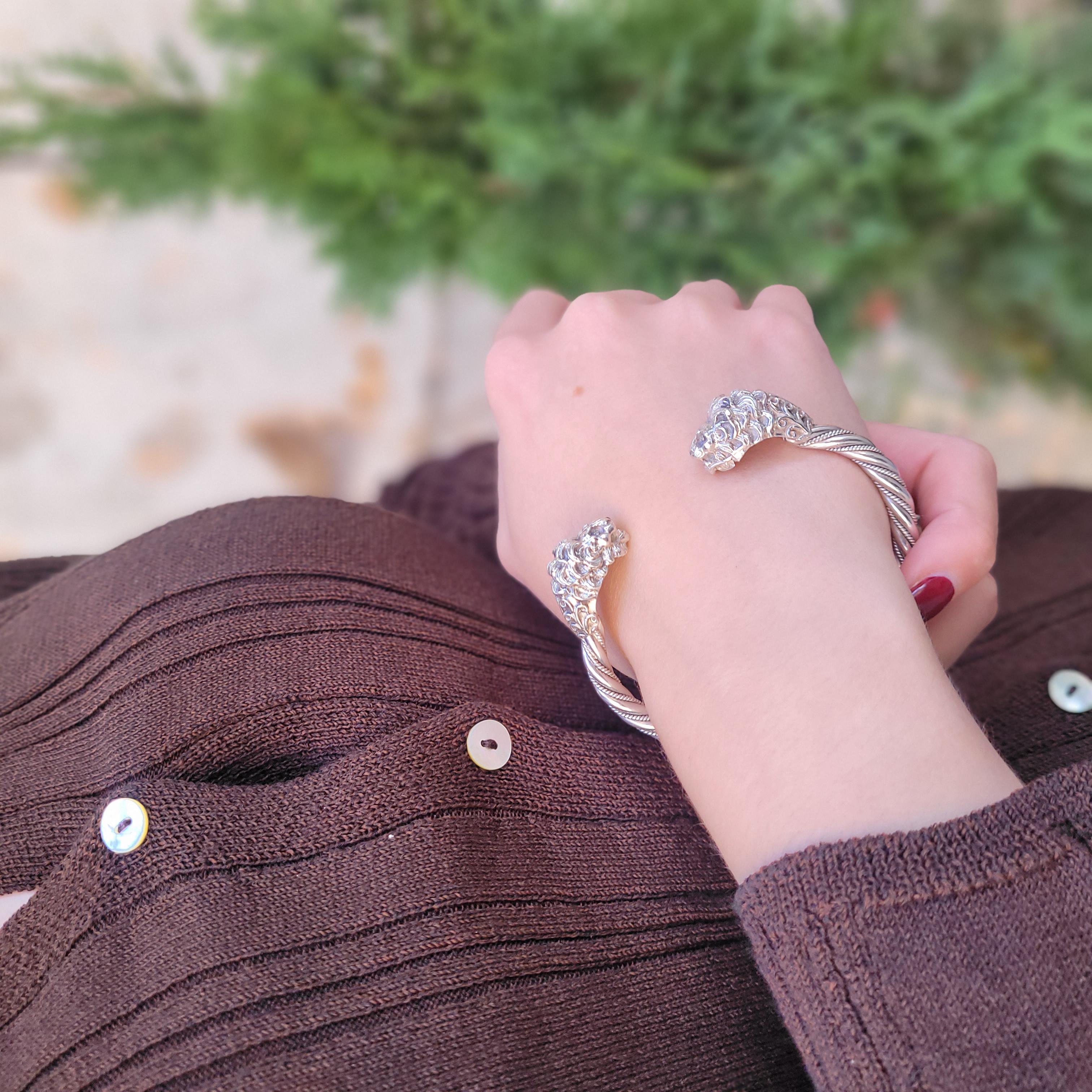 Bracciale d'argento italiano vintage / bangle Teste di leone Argento 925 in vendita 12