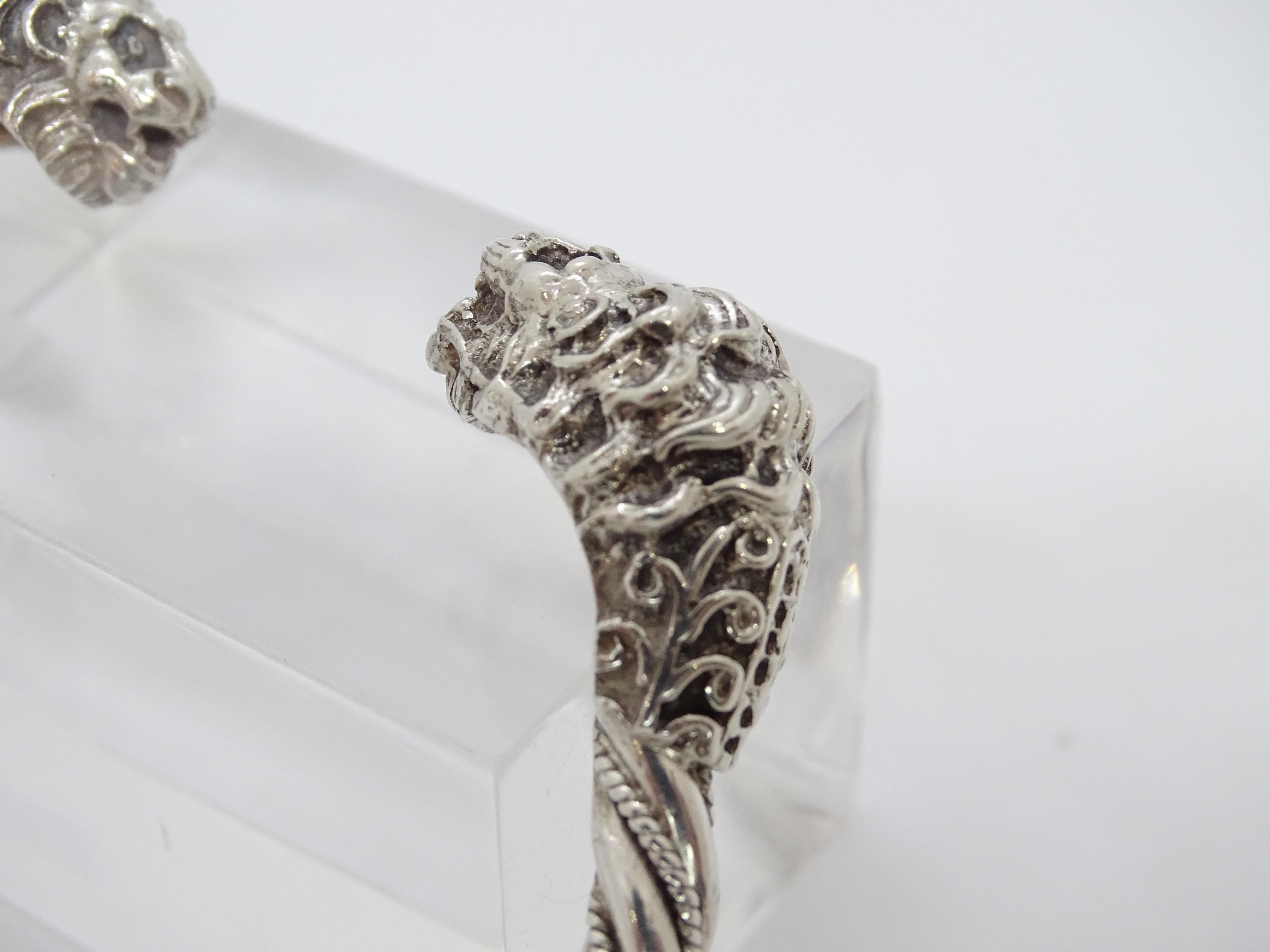 Bracciale d'argento italiano vintage / bangle Teste di leone Argento 925 in vendita 15