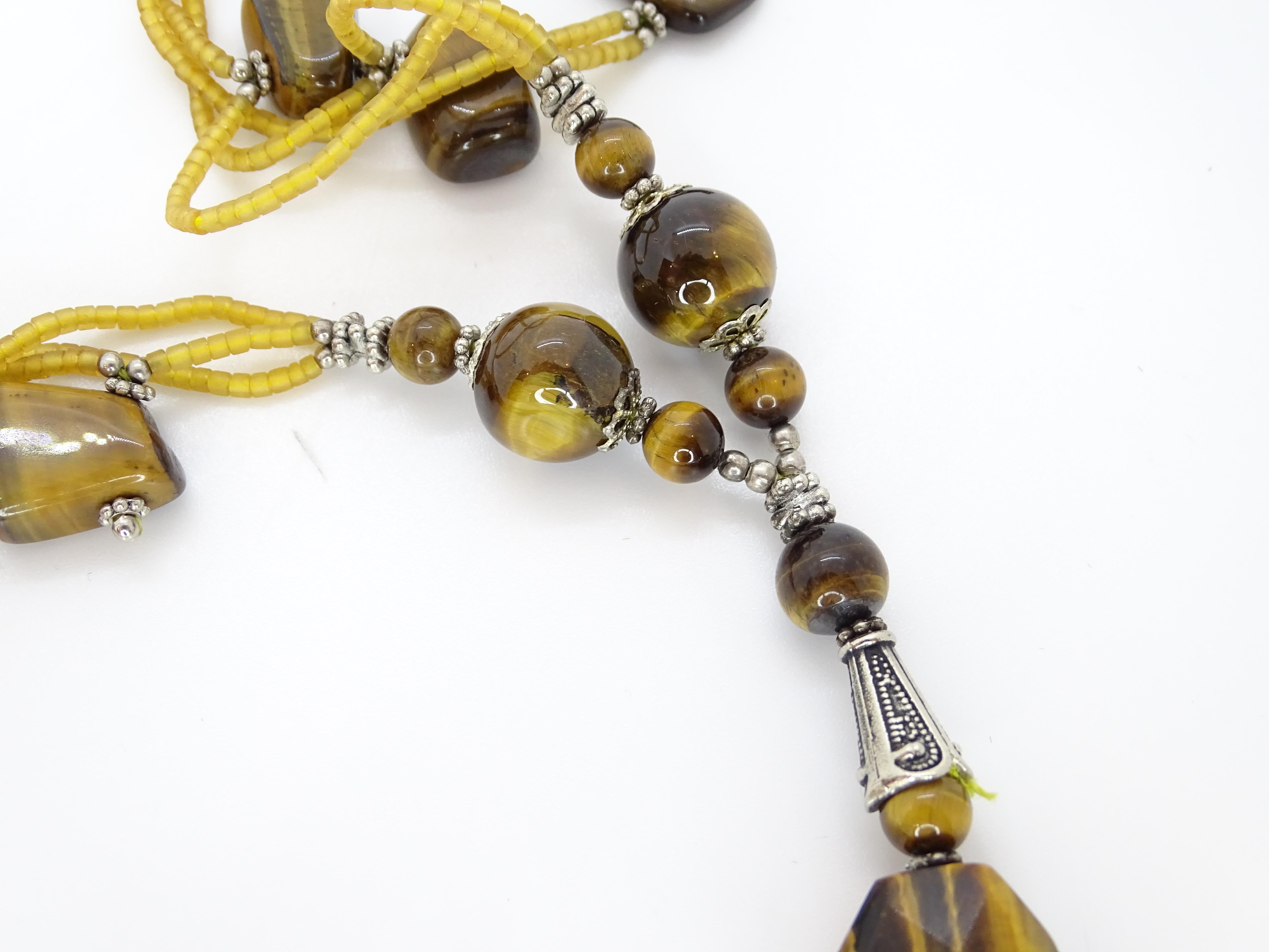 Italiano vintage  collana di gala in argento pietre e occhio di tigre in vendita 12