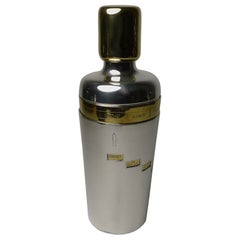 Shaker da cocktail d'epoca in argento e placcato oro per ricette e menu