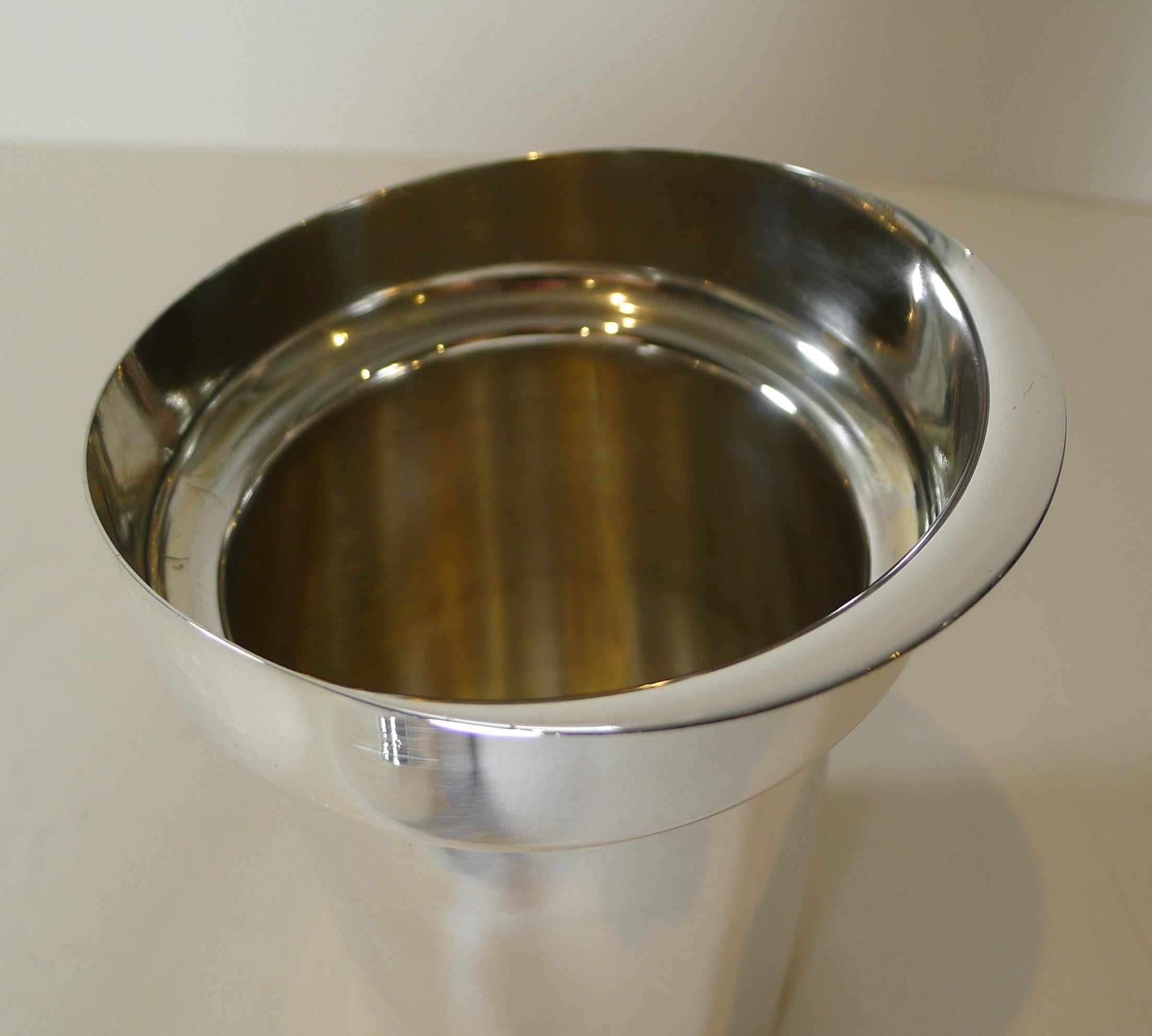 Shaker da cocktail vintage placcato in argento di Lino Sabattini, 1960 ca. In condizioni buone a Bath, GB