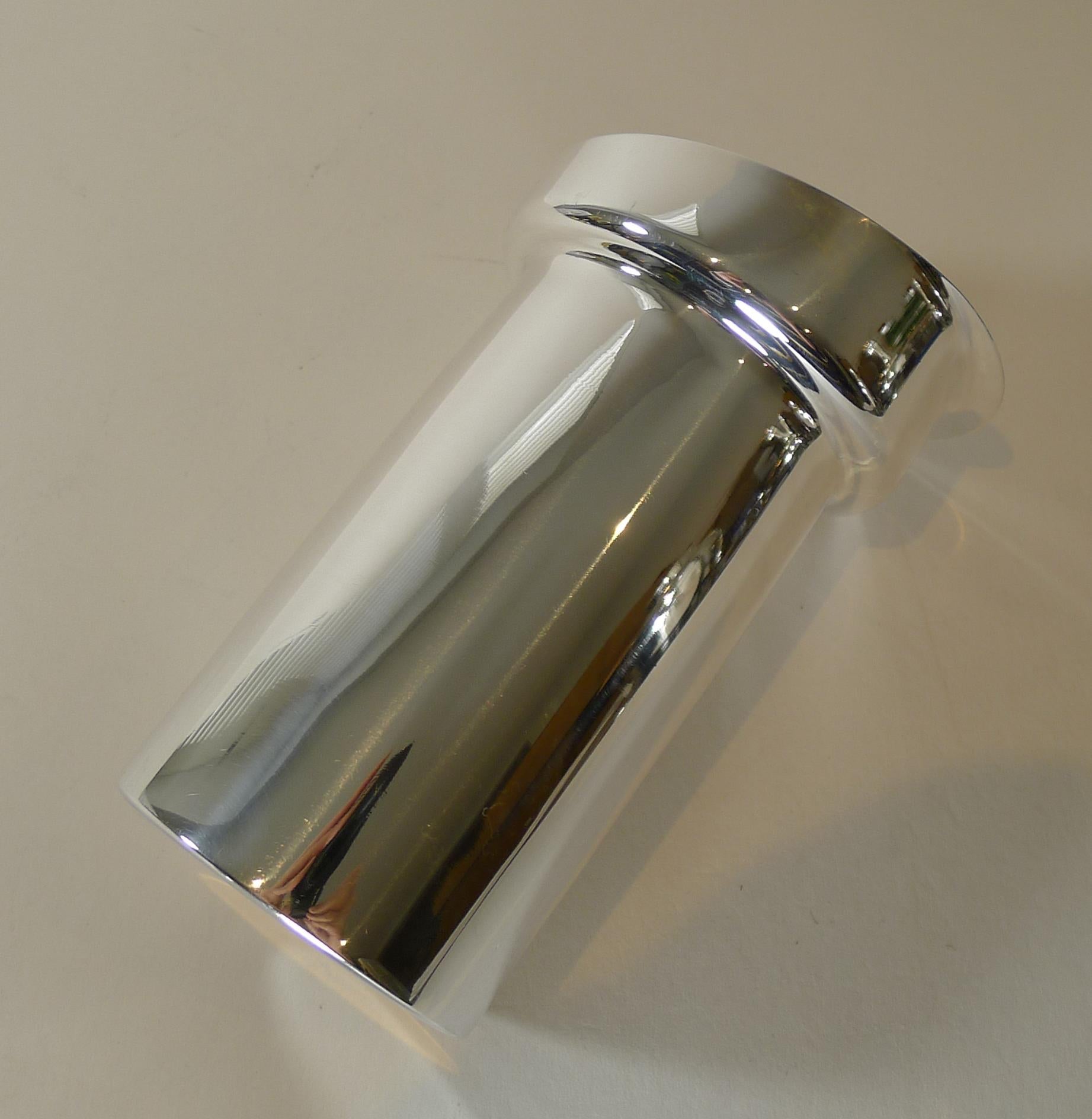 Vintage Italian Silver Plated Cocktail Shaker by Lino Sabattini, c.1960 For Sale 2