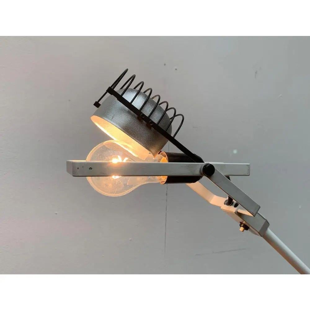 Metal Vintage Italian Sintesi Morsetto Table Lamp by Ernesto Gismondi, 1970s For Sale