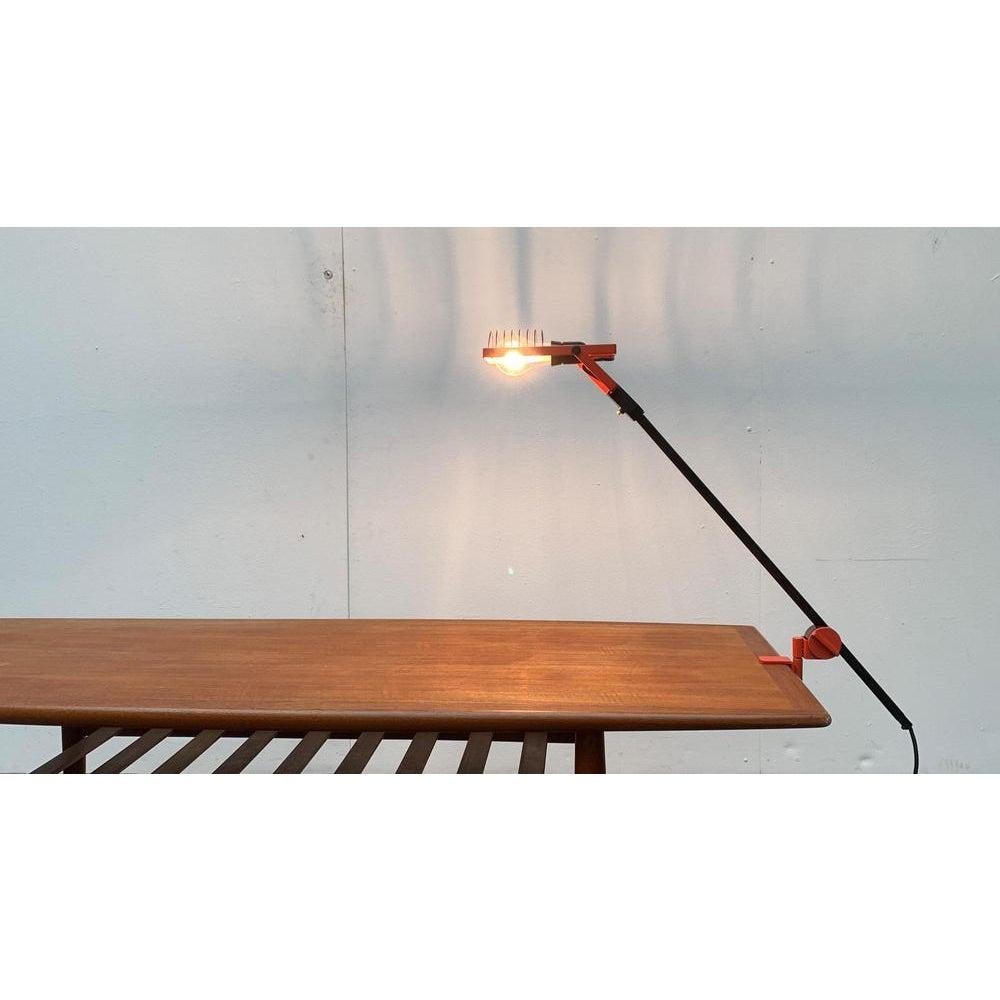 Metal Vintage Italian Sintesi Morsetto Table Lamp by Ernesto Gismondi, 1970s For Sale