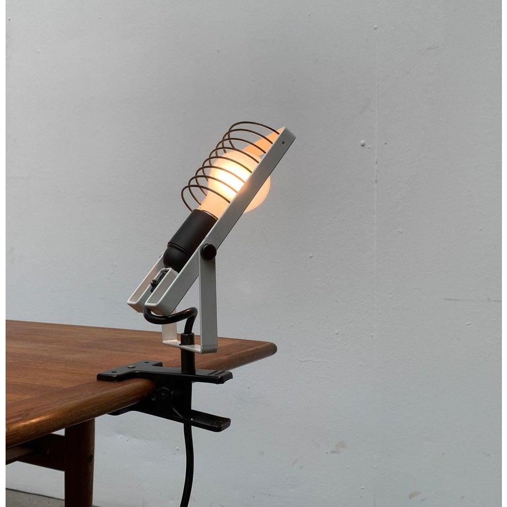 Lámpara de mesa Vintage Italian Sintesi Pinza Clamp de Ernesto Gismondi para Artemide en venta 3