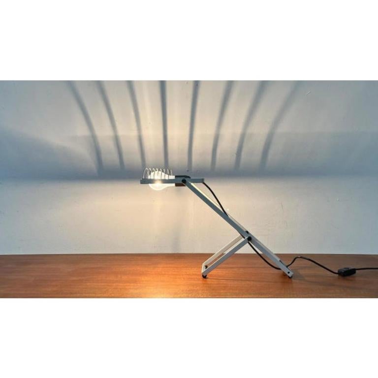 Vintage Italian Sintesi Lámpara de sobremesa o de pared de Ernesto Gismondi, años 70 Metal en venta