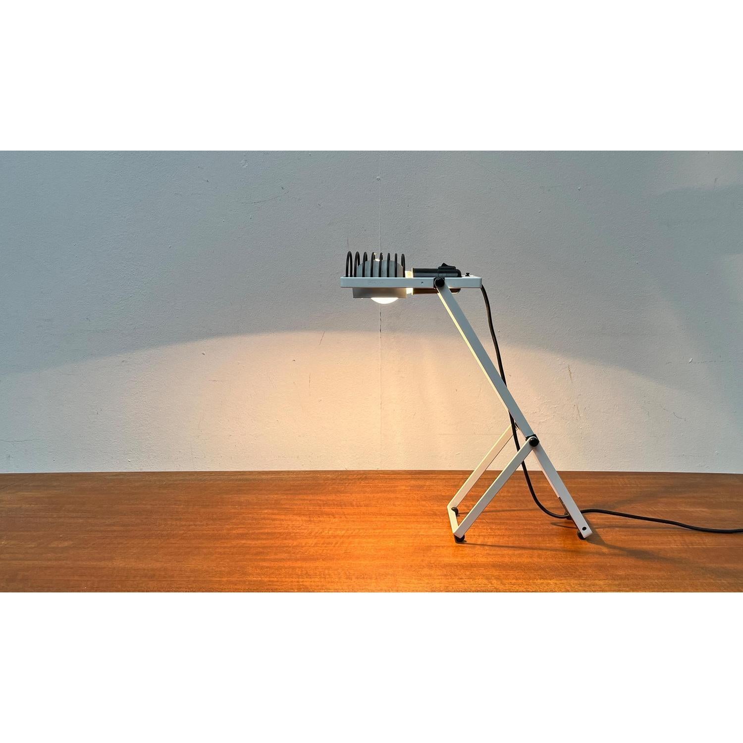 Vintage Italian Sintesi Table or Wall Lamp by Ernesto Gismondi for Artemide, 70s For Sale 6