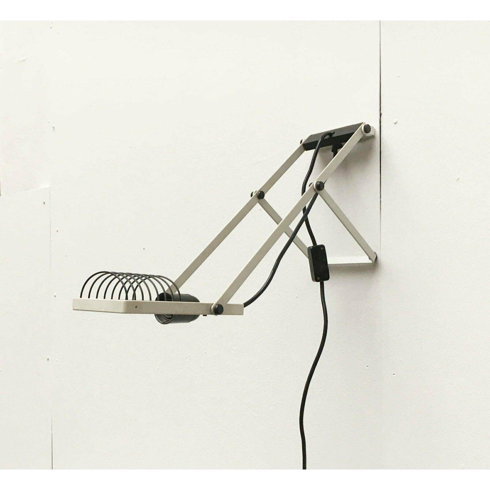 Mid-Century Modern Vintage Italian Sintesi Table or Wall Lamp by Ernesto Gismondi for Artemide, 70s For Sale