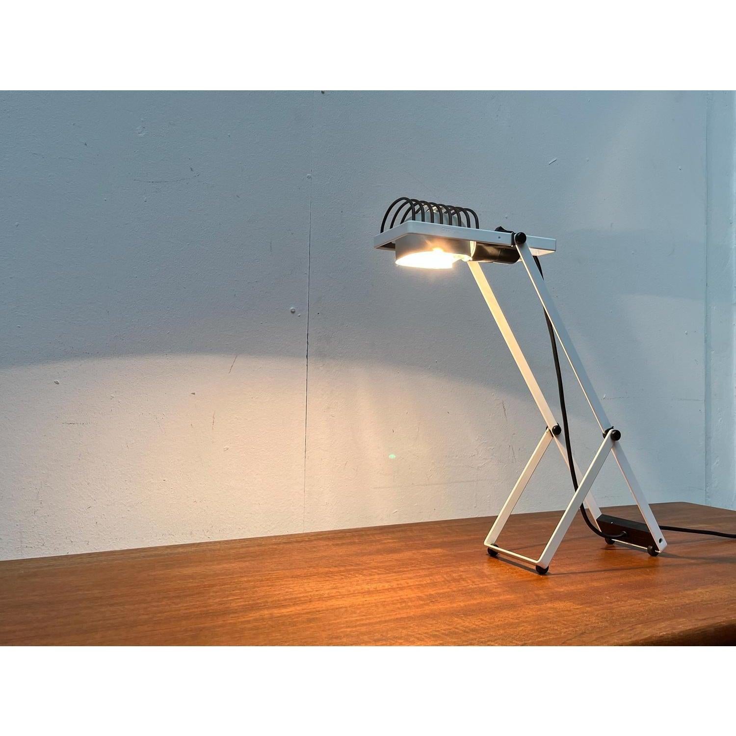 Vintage Italian Sintesi Table or Wall Lamp by Ernesto Gismondi for Artemide, 70s For Sale 3