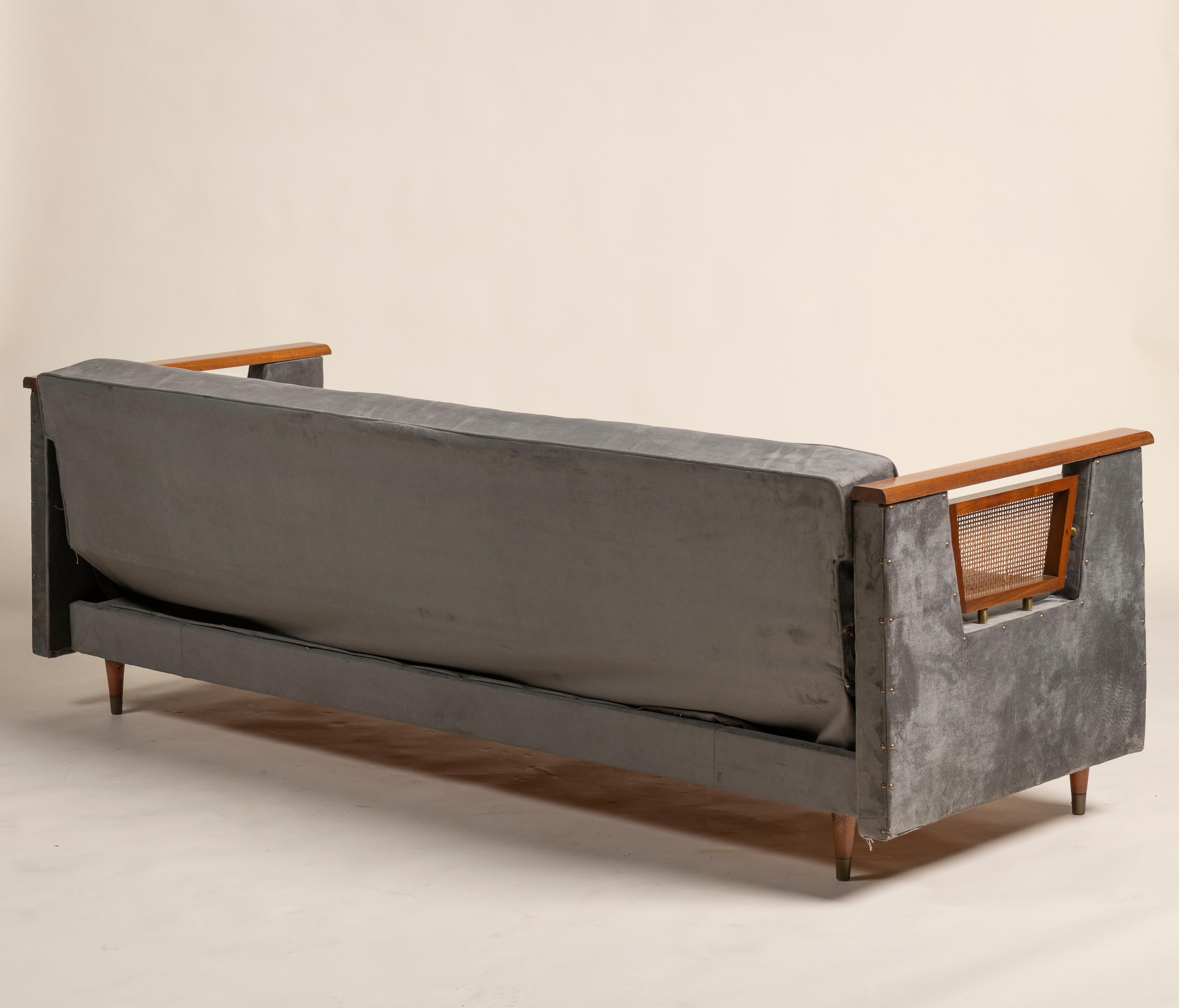 Lit italien vintage avec côtés cannés et détails en bronze, 1950 en vente 2