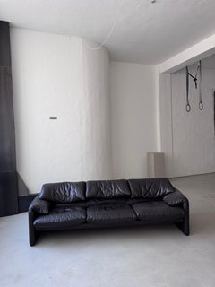 Vintage Italian Sofa in Brown Leather Maralunga  , 1970's