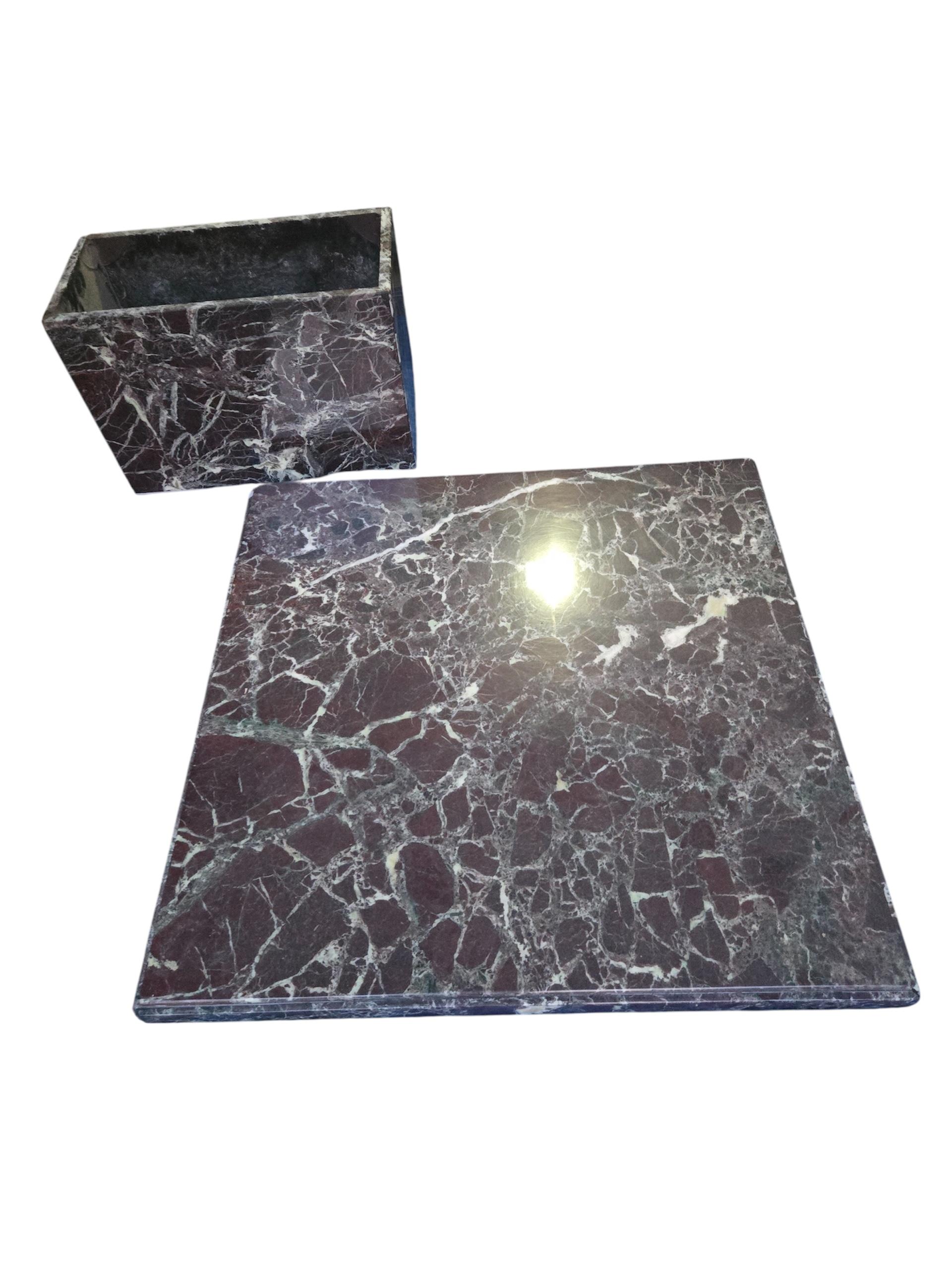 Vintage Italian Solid Rosso Levanto Marble Coffee Table en vente 5
