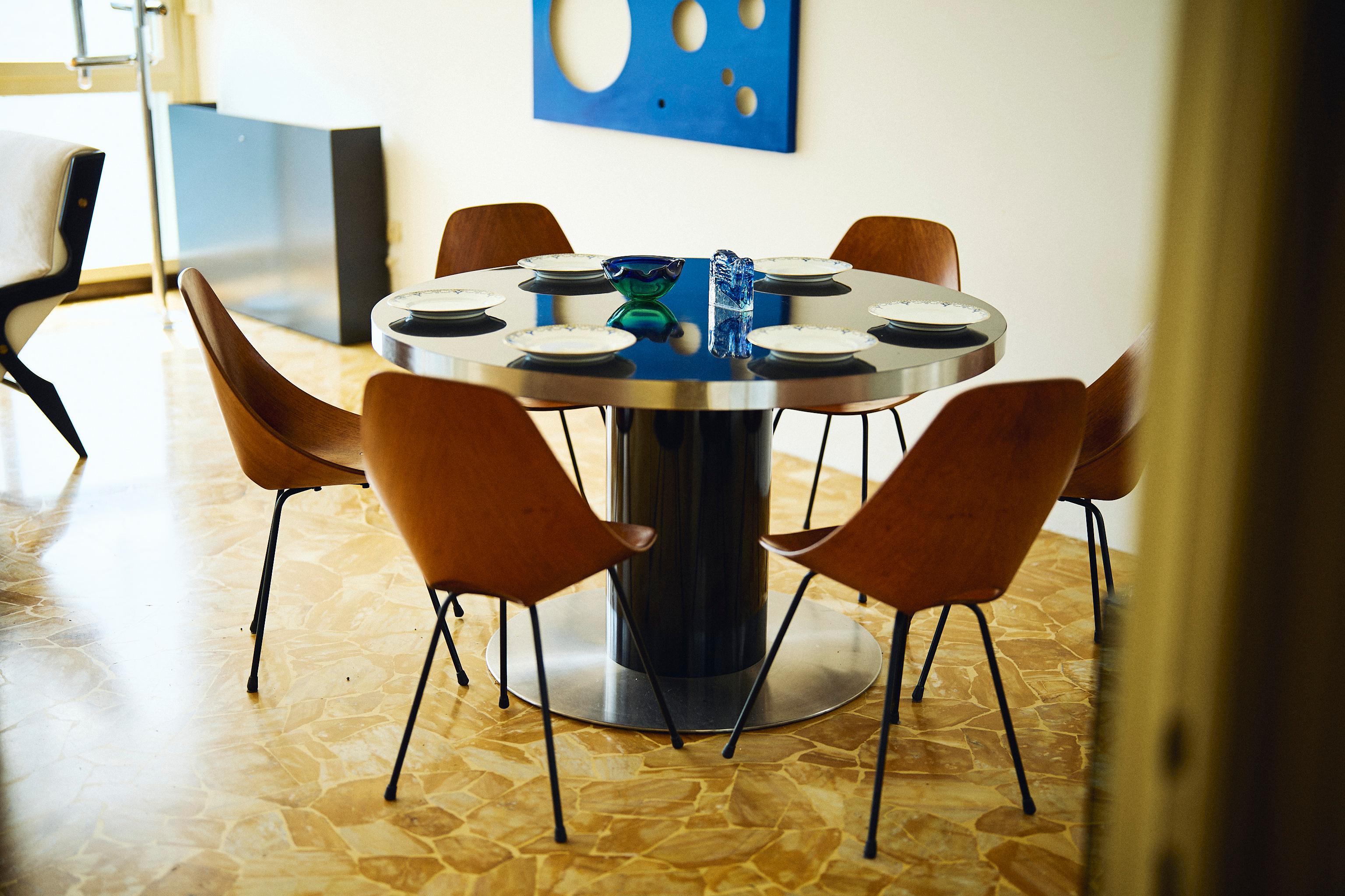 Table de salle à manger italienne de l'ère spatiale en bois laqué et acier par Willy Rizzo en vente 2
